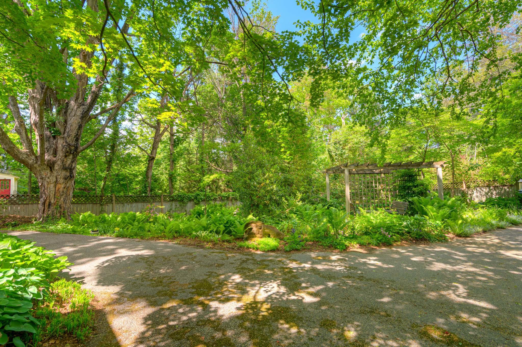 603 DRAPER Road SW
