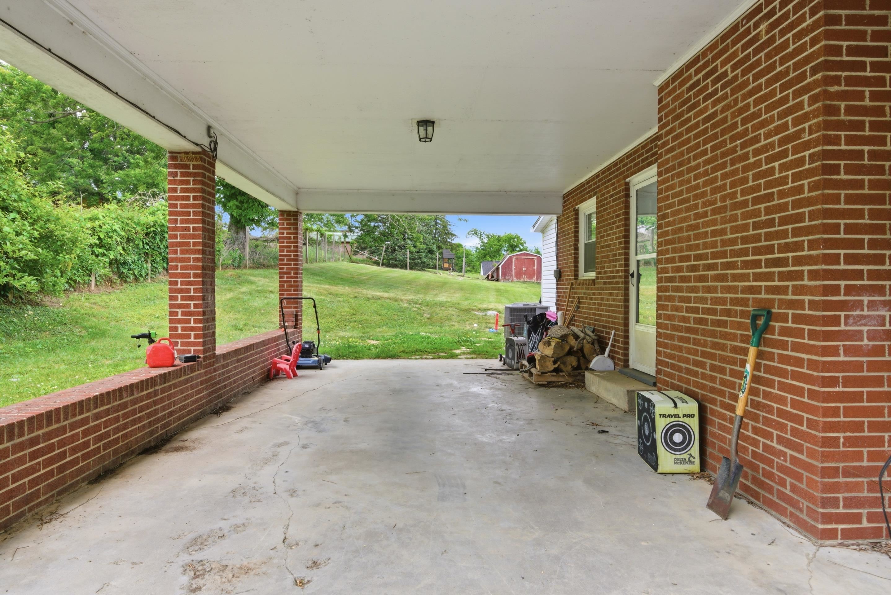307 WENONAH Avenue