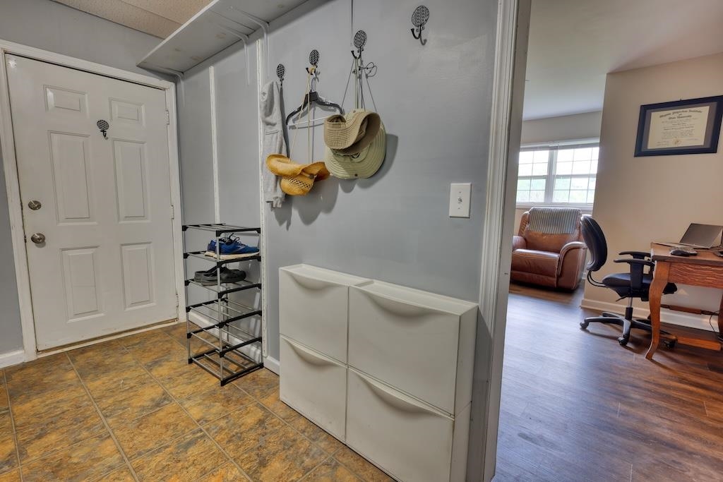 1460 West View Drive
