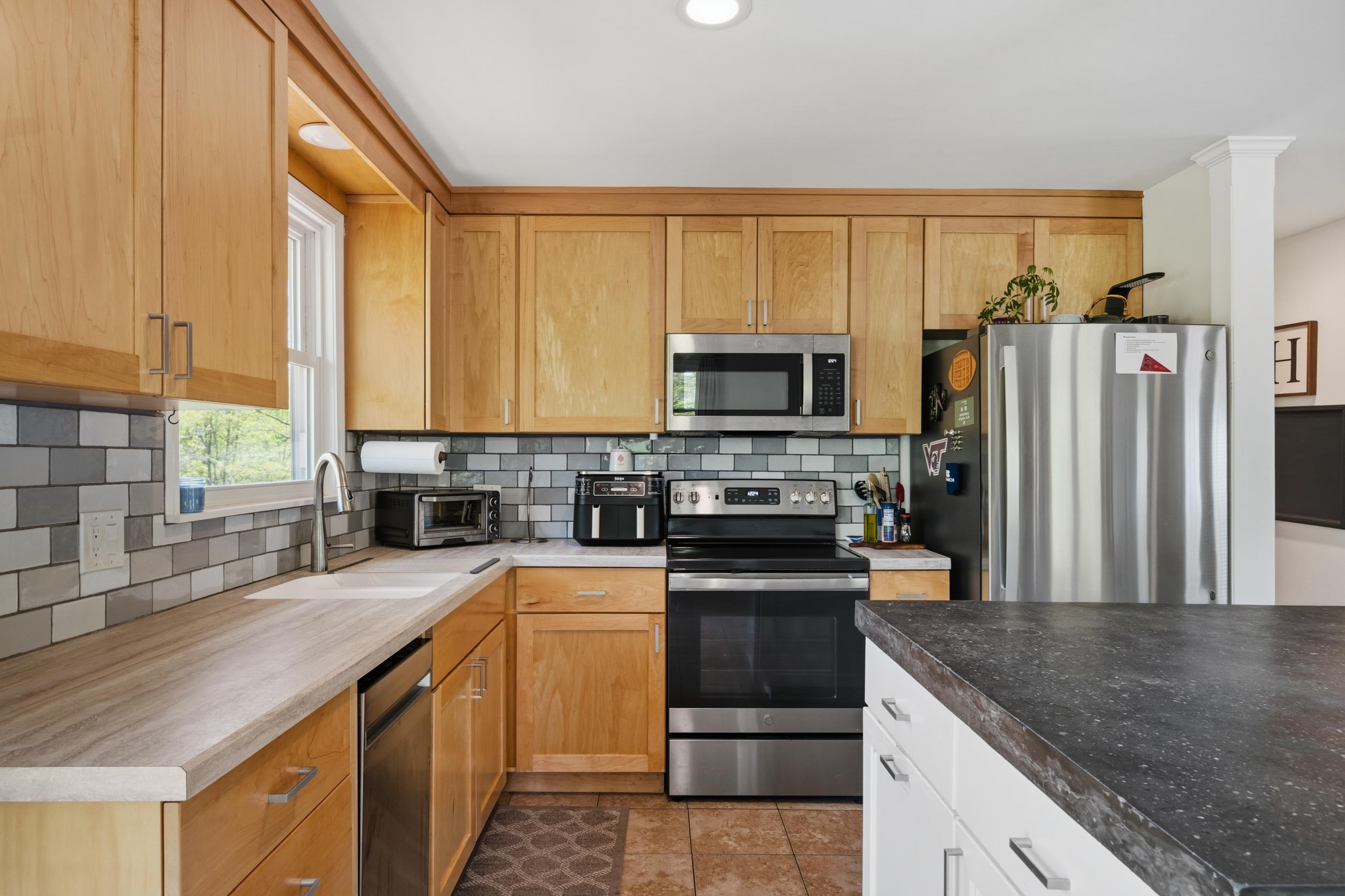 1607 Meadowbrook Drive