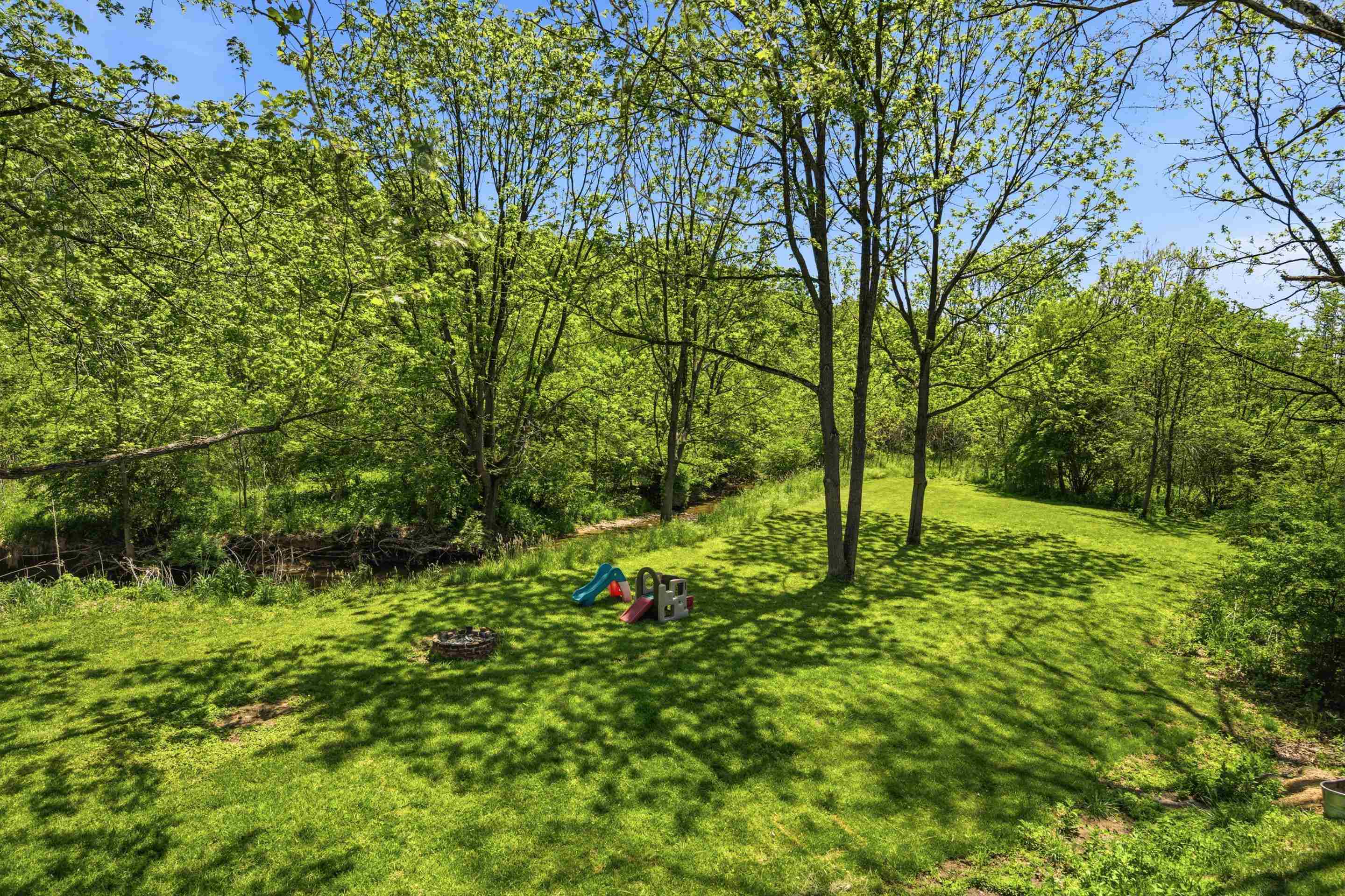 1607 Meadowbrook Drive
