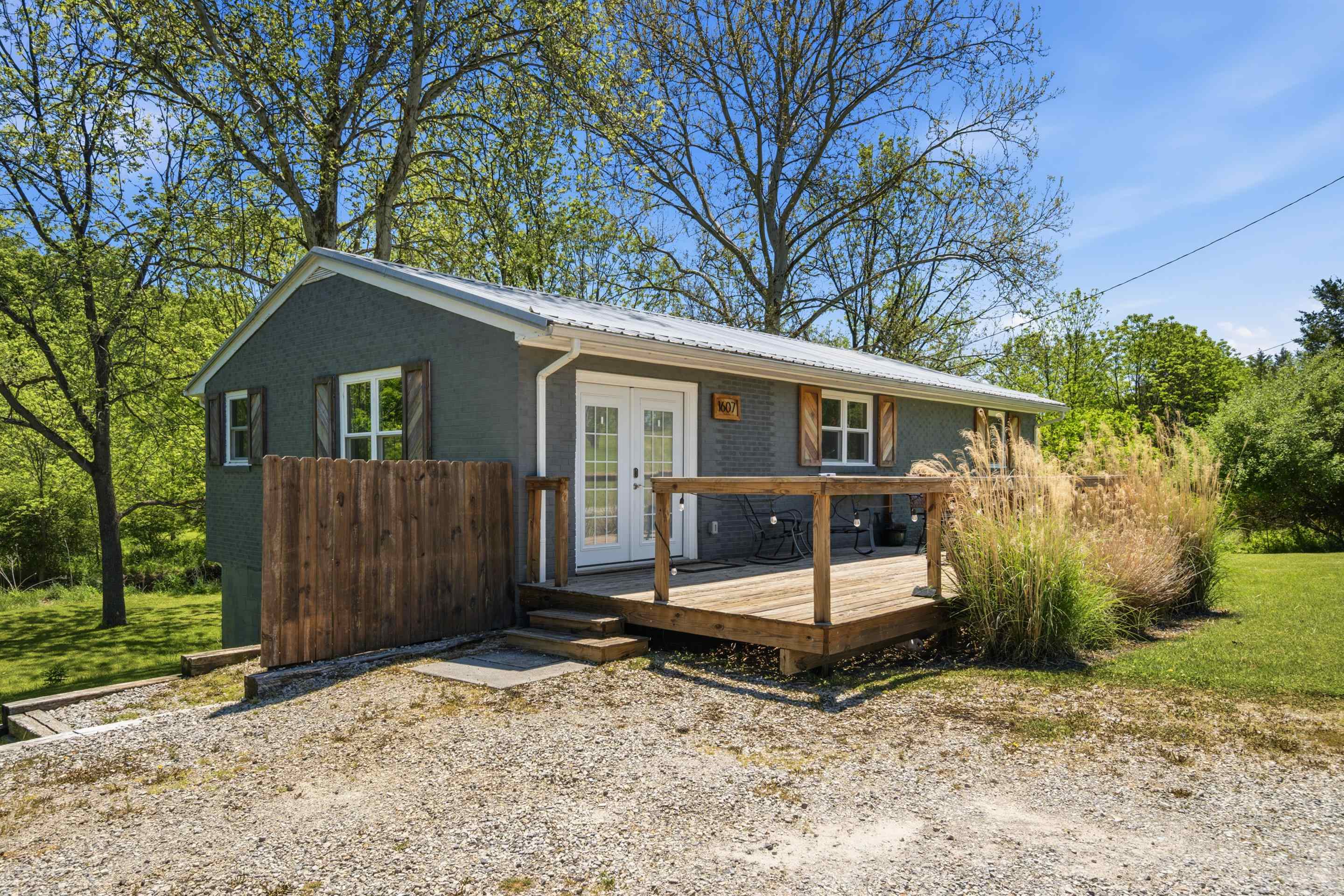 1607 Meadowbrook Drive
