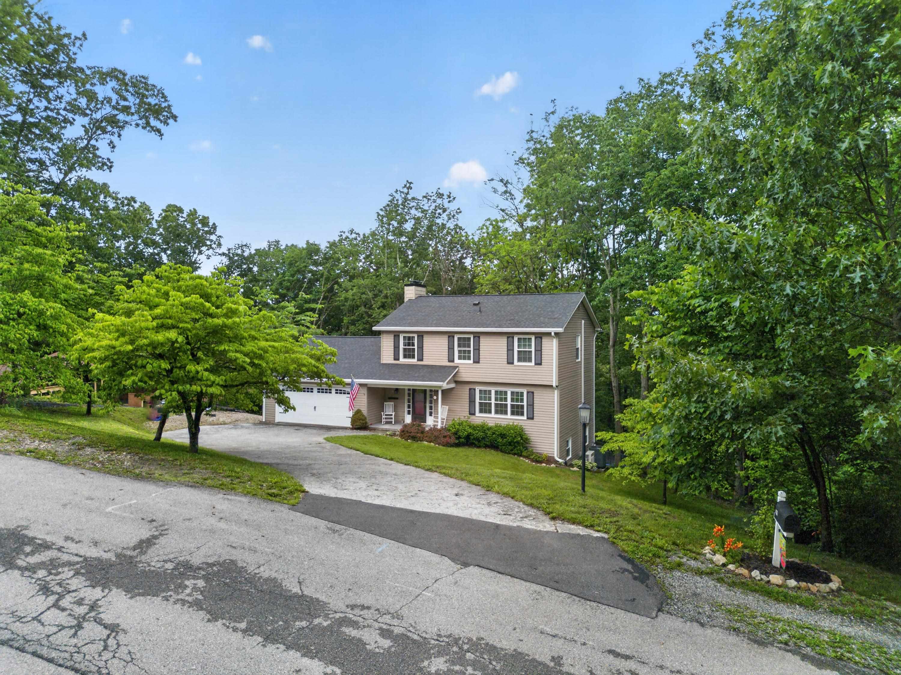 435 Tomahawk Drive