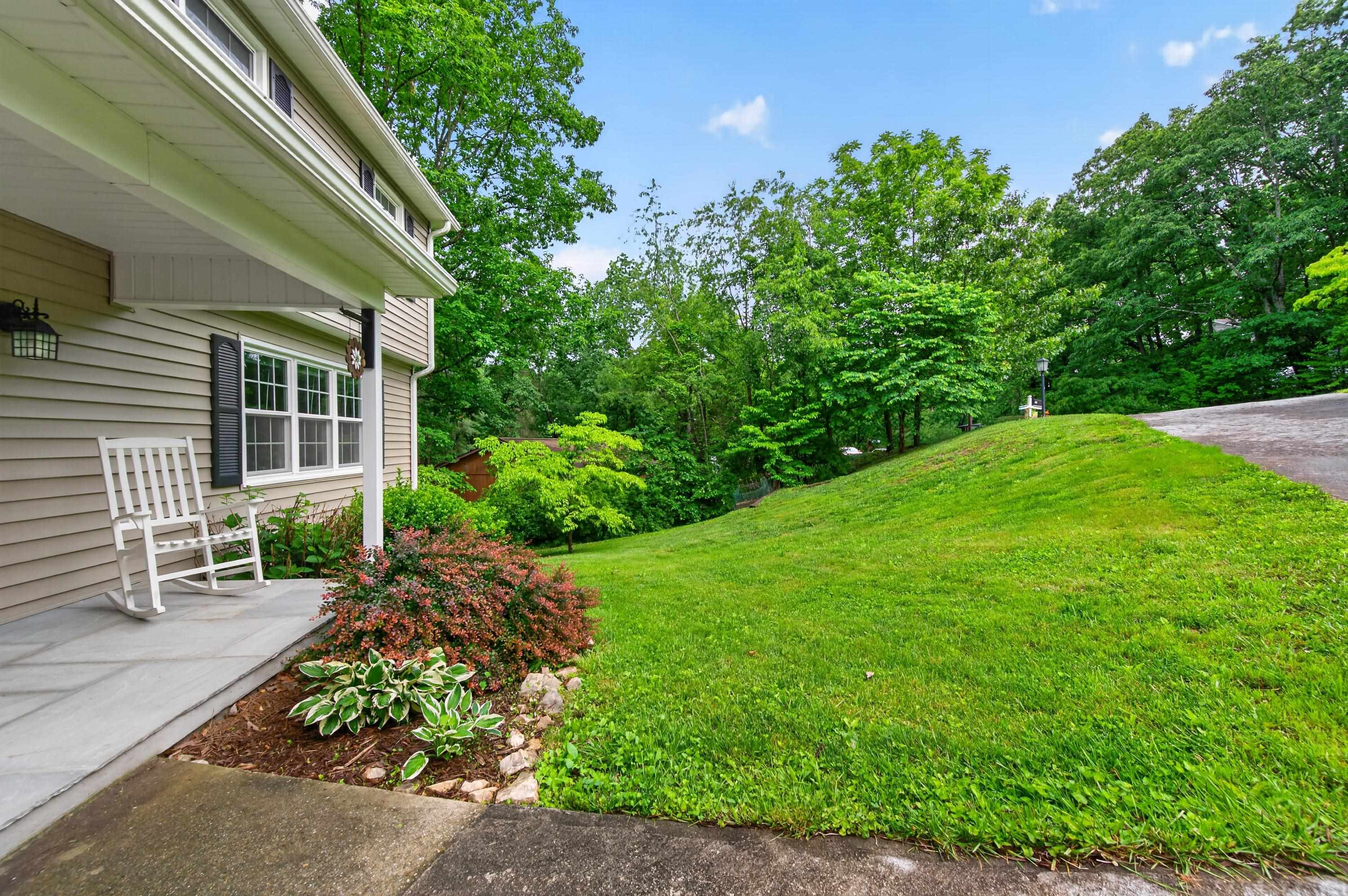 435 Tomahawk Drive