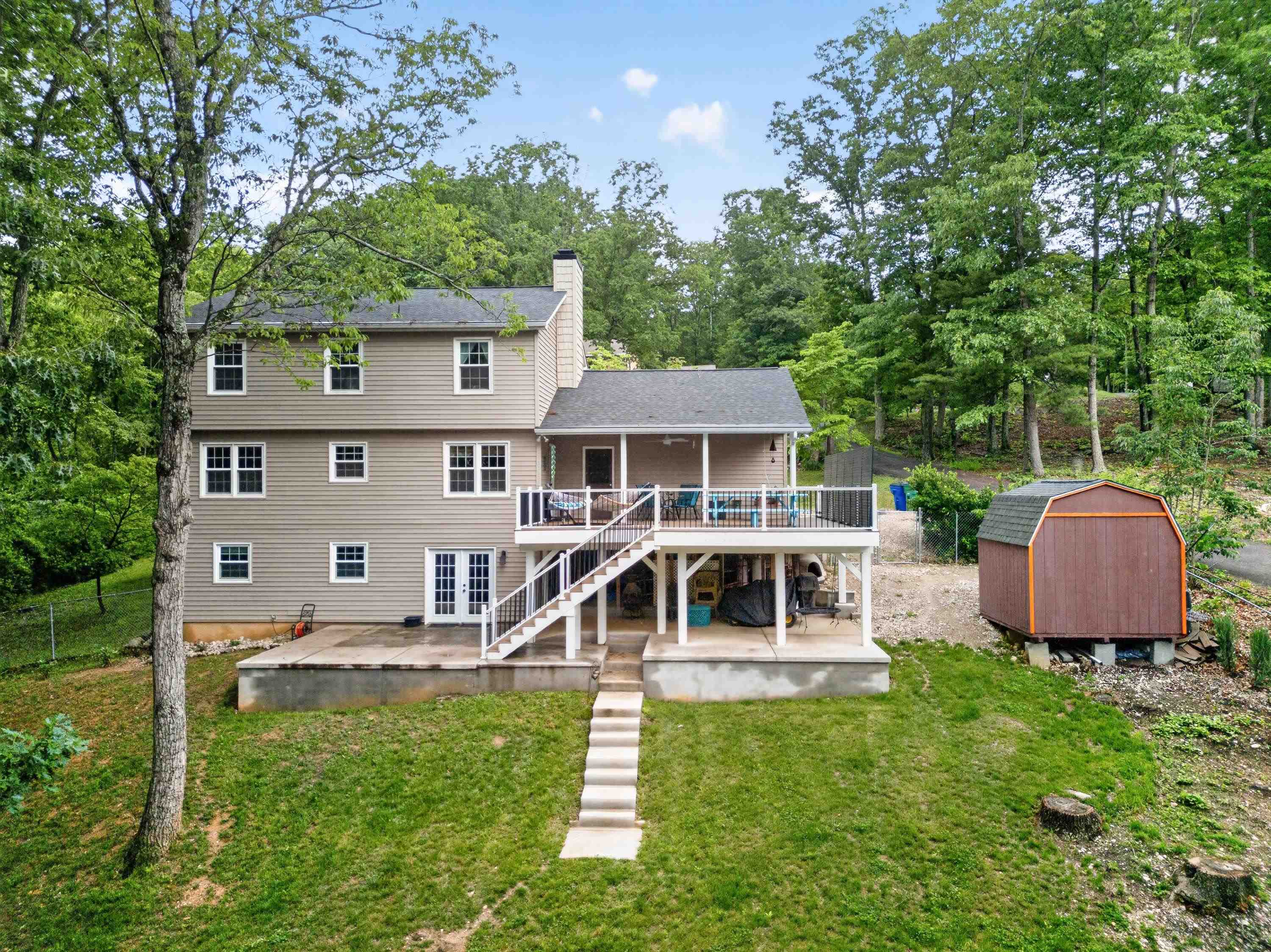 435 Tomahawk Drive