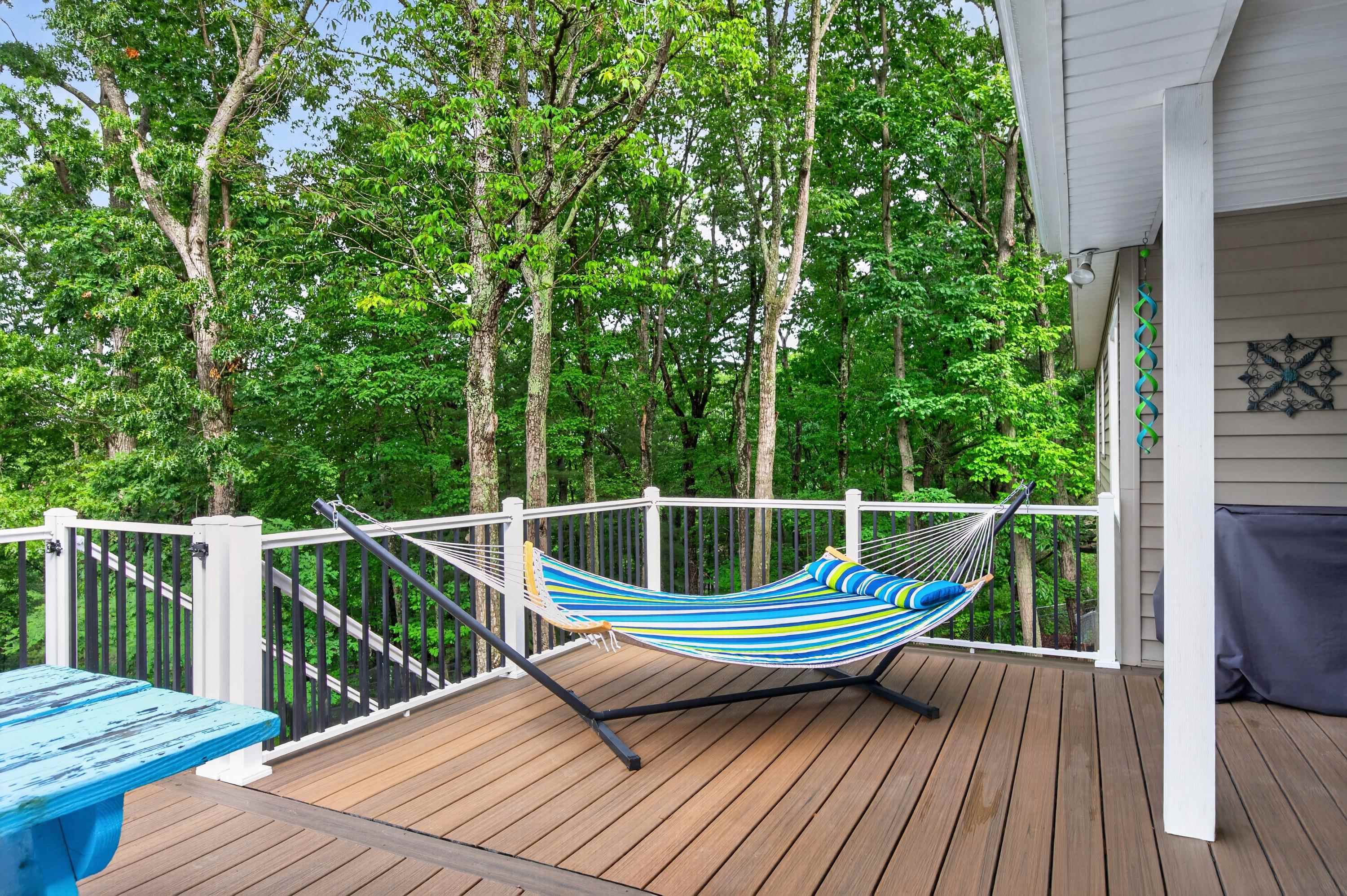 435 Tomahawk Drive