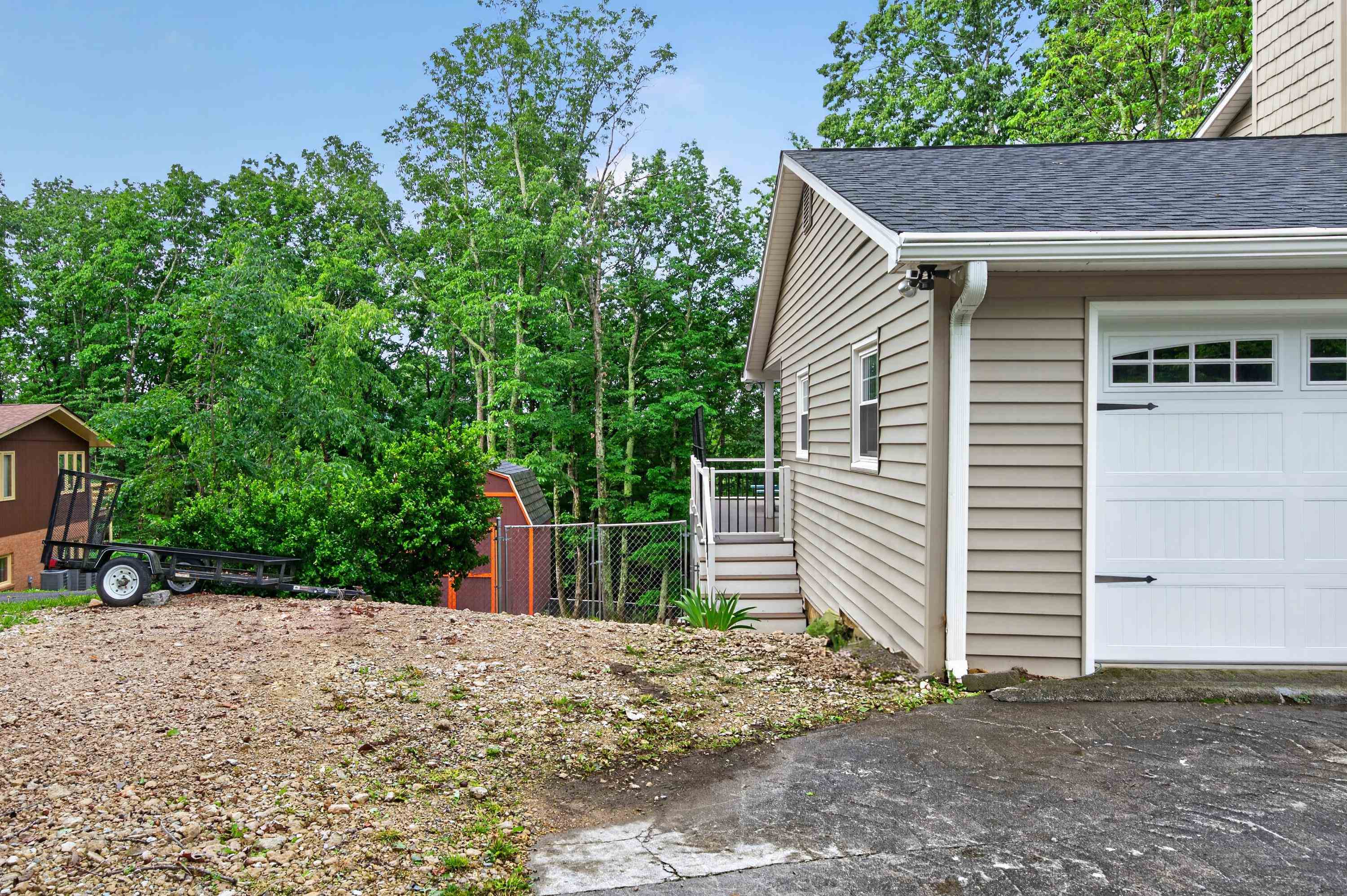 435 Tomahawk Drive