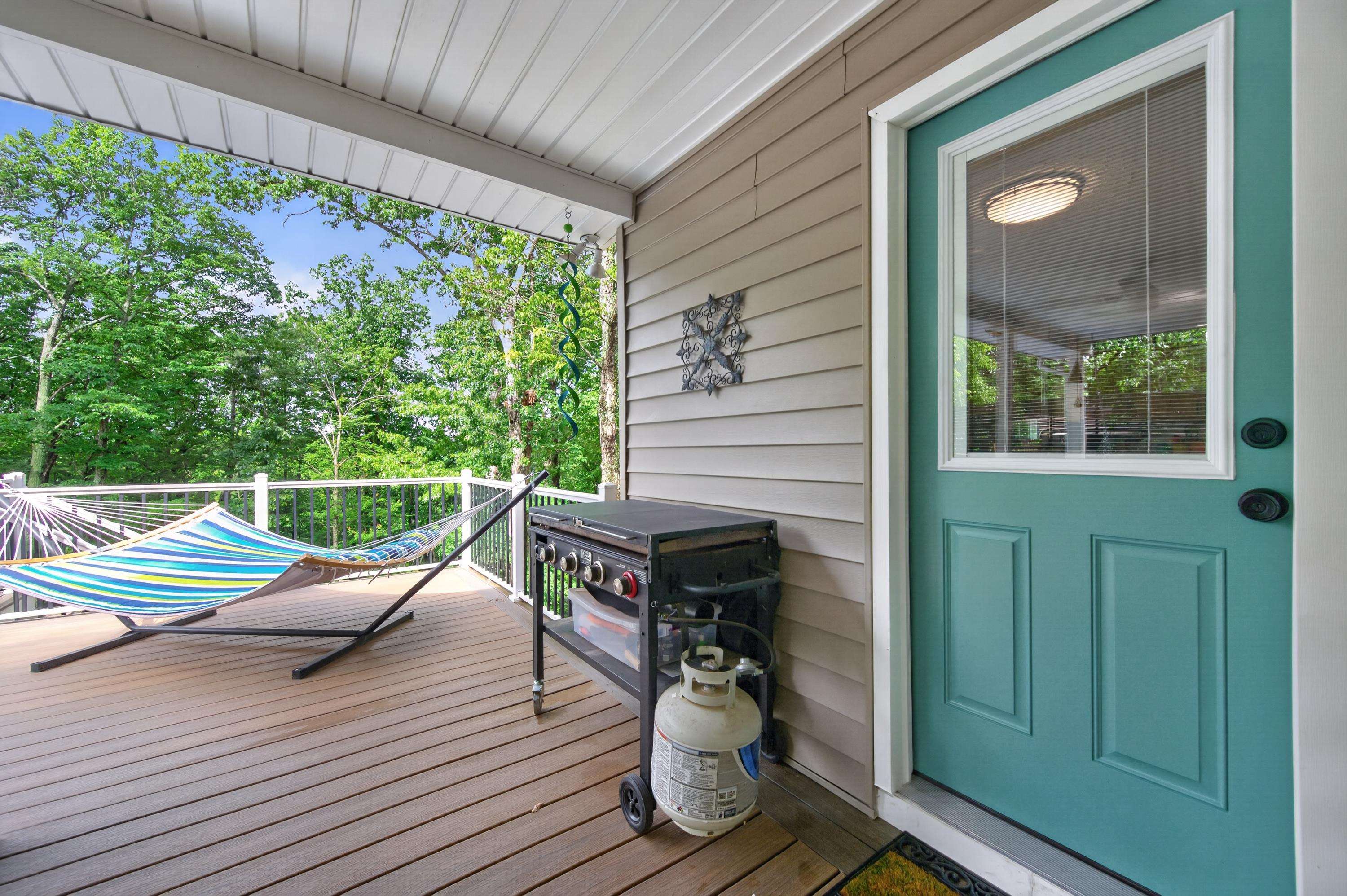 435 Tomahawk Drive