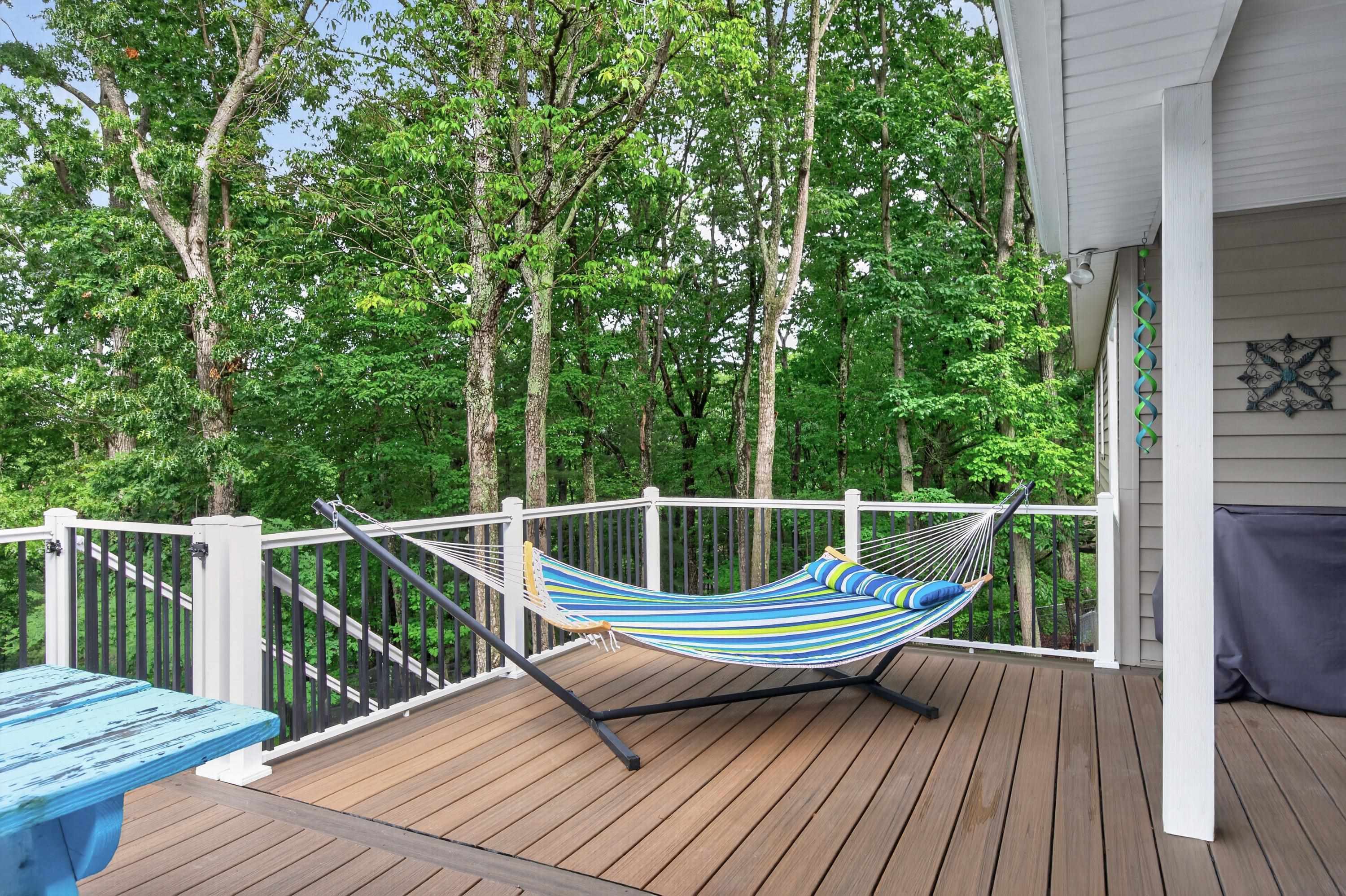 435 Tomahawk Drive