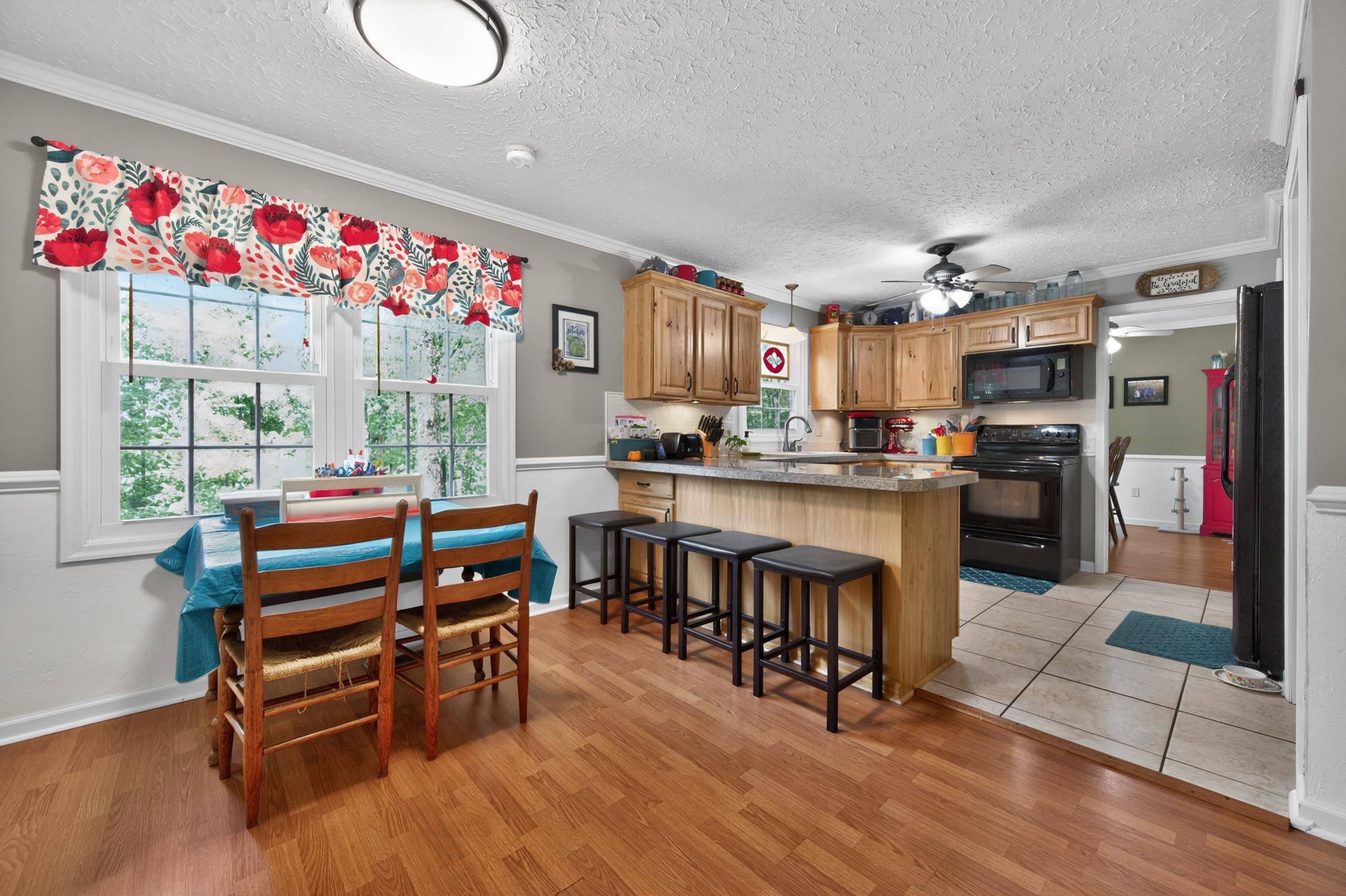 435 Tomahawk Drive