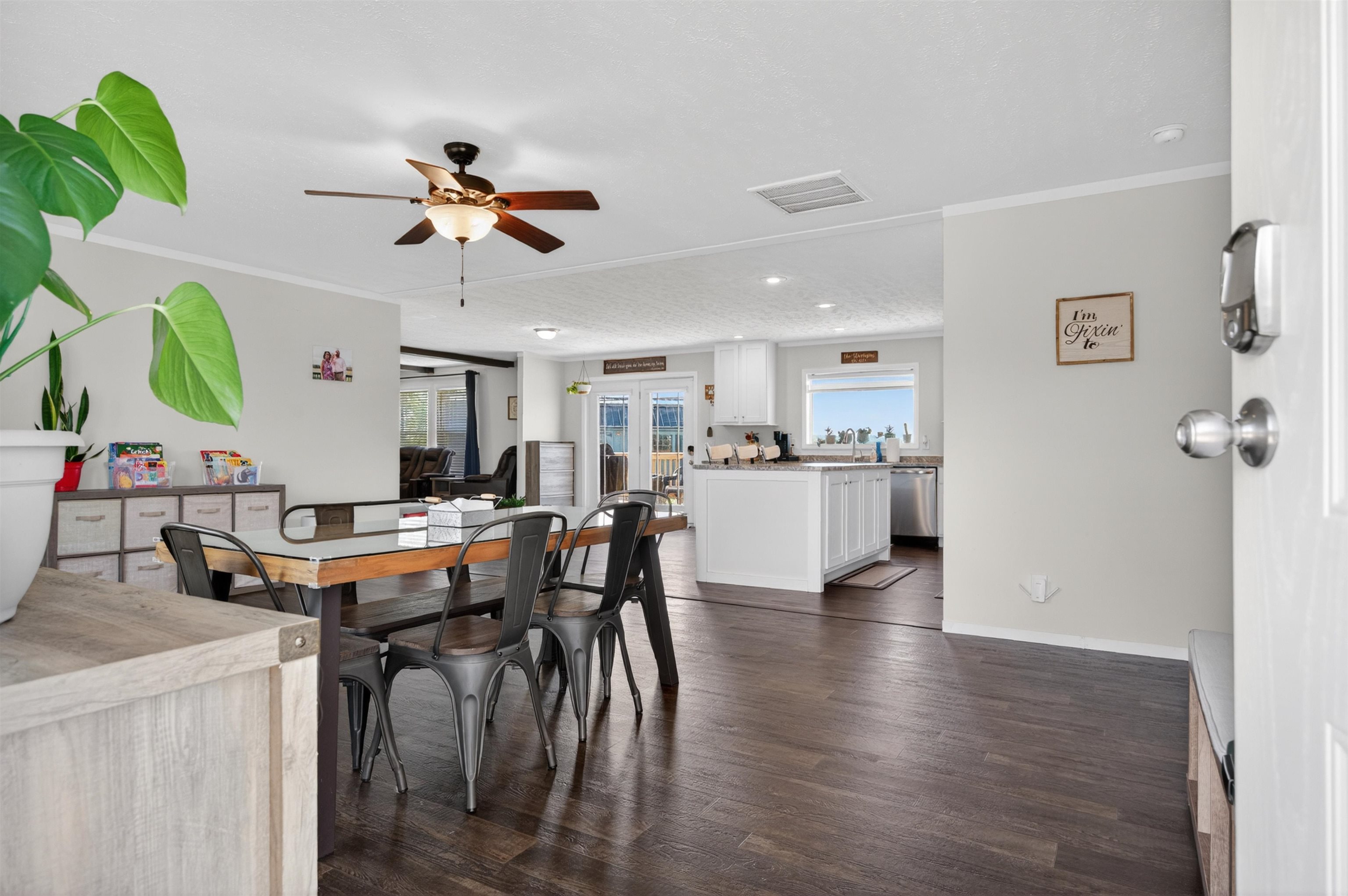 5372 Highland Road