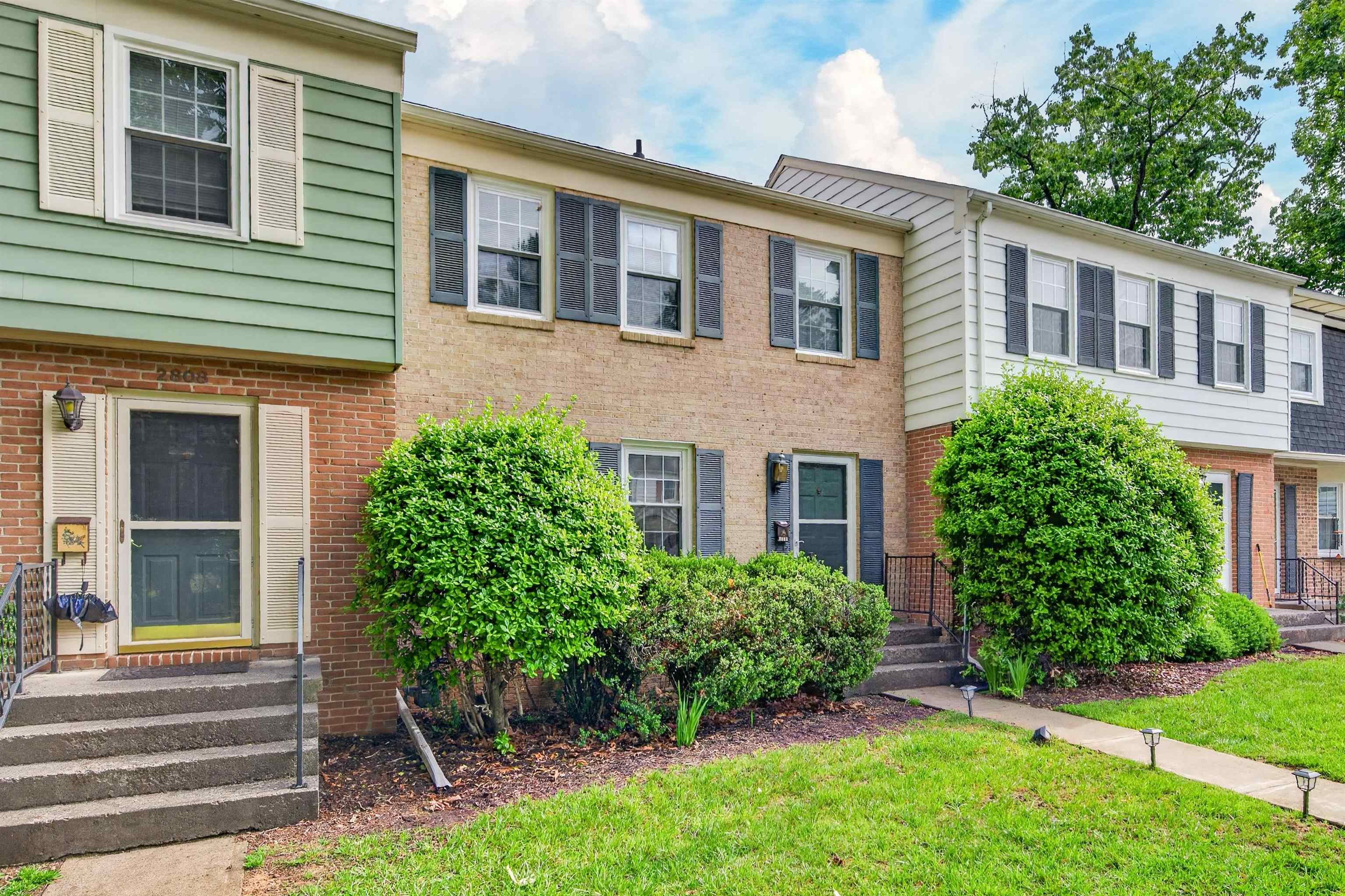 2806 Wellesley Court