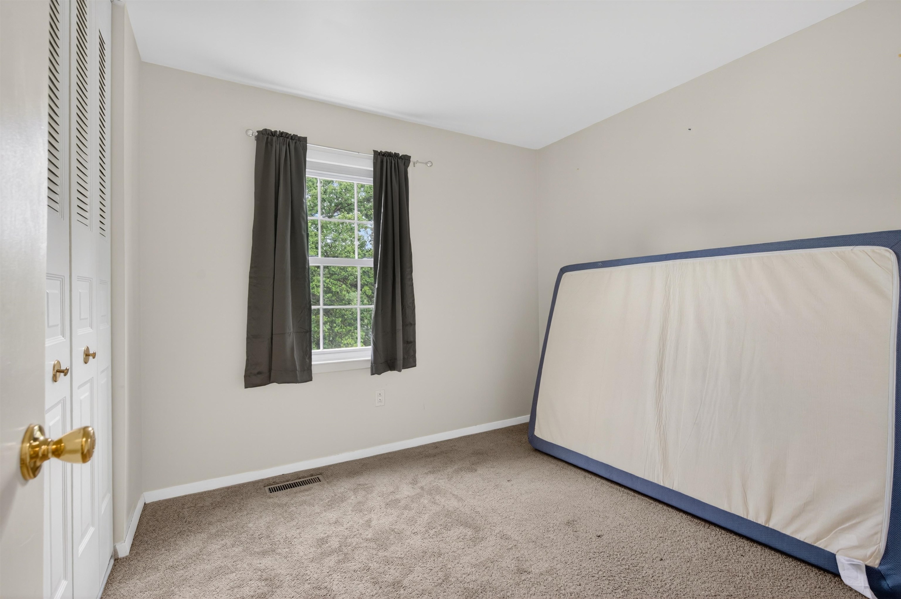 2806 Wellesley Court