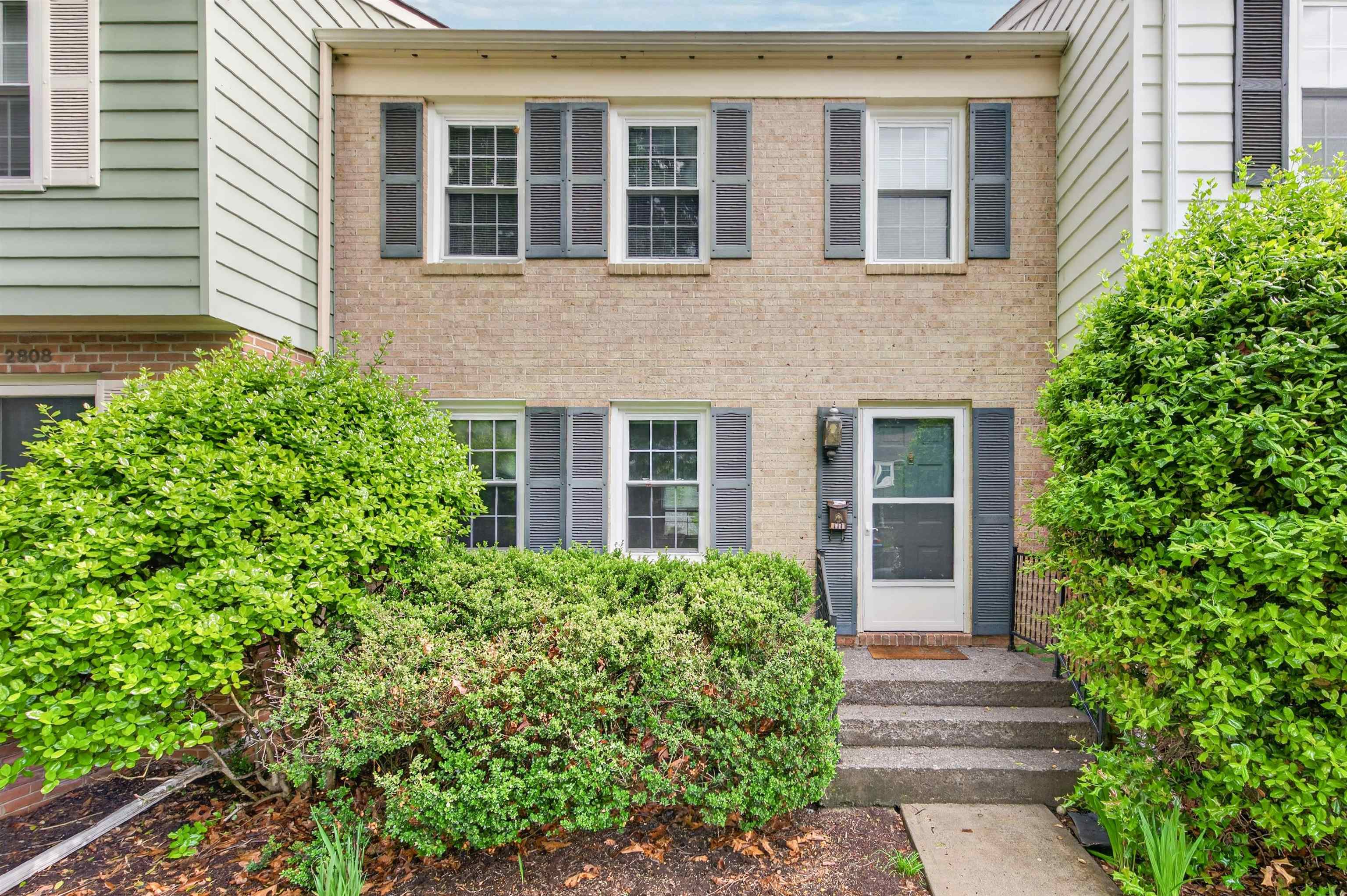 2806 Wellesley Court
