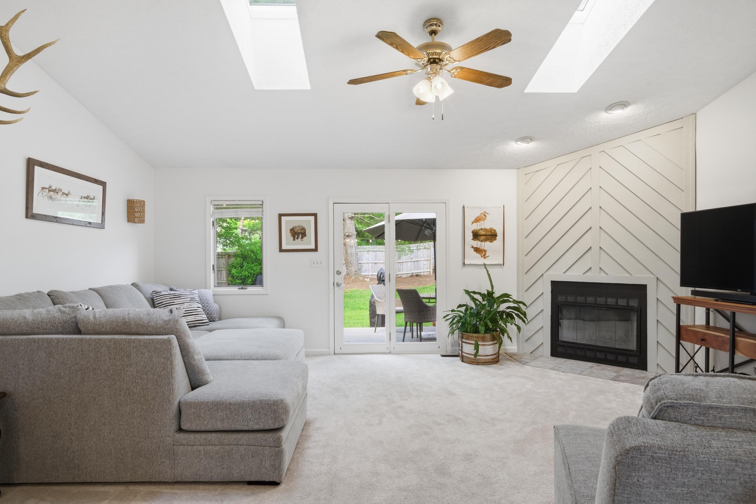 1337 Mockingbird Drive