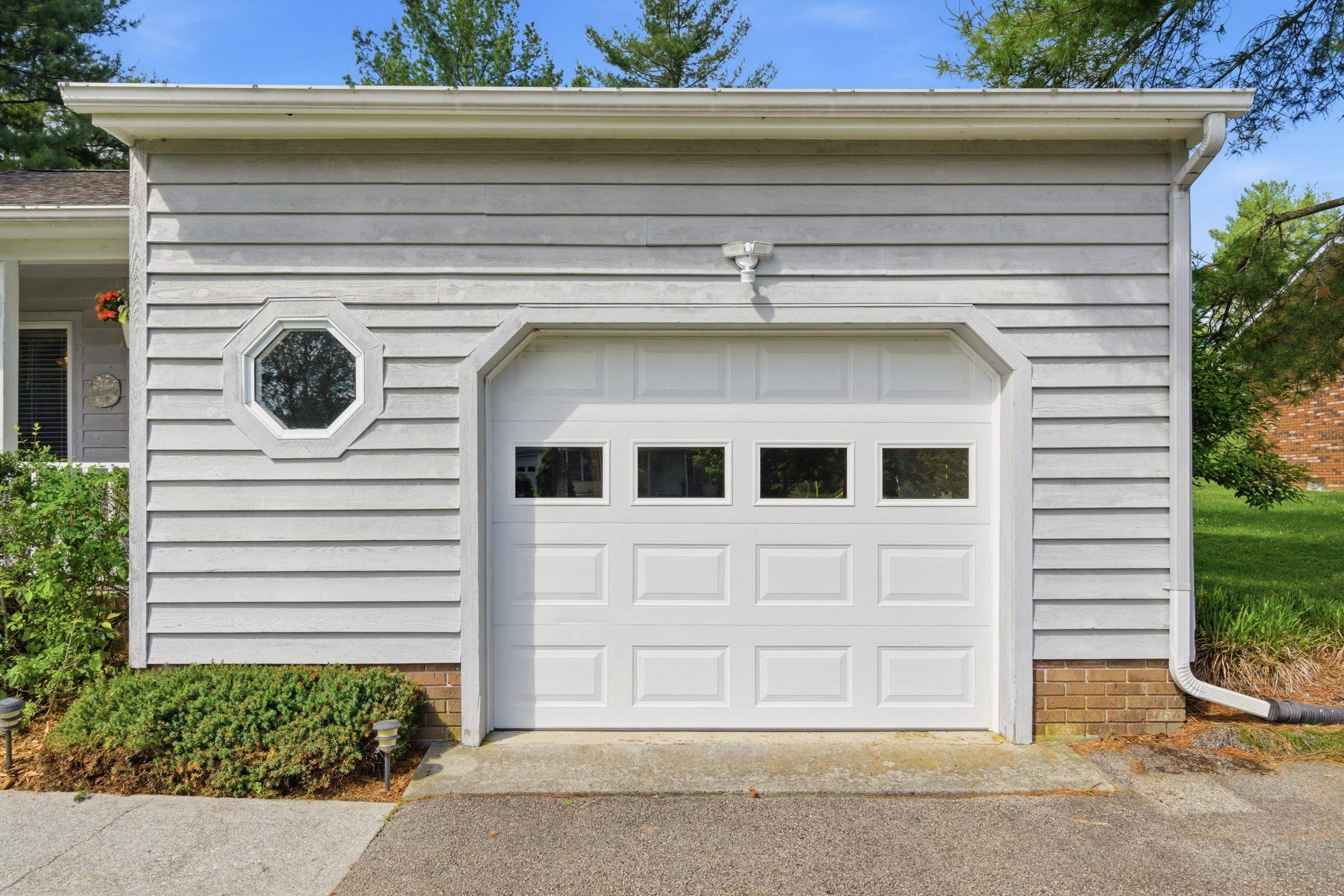1337 Mockingbird Drive