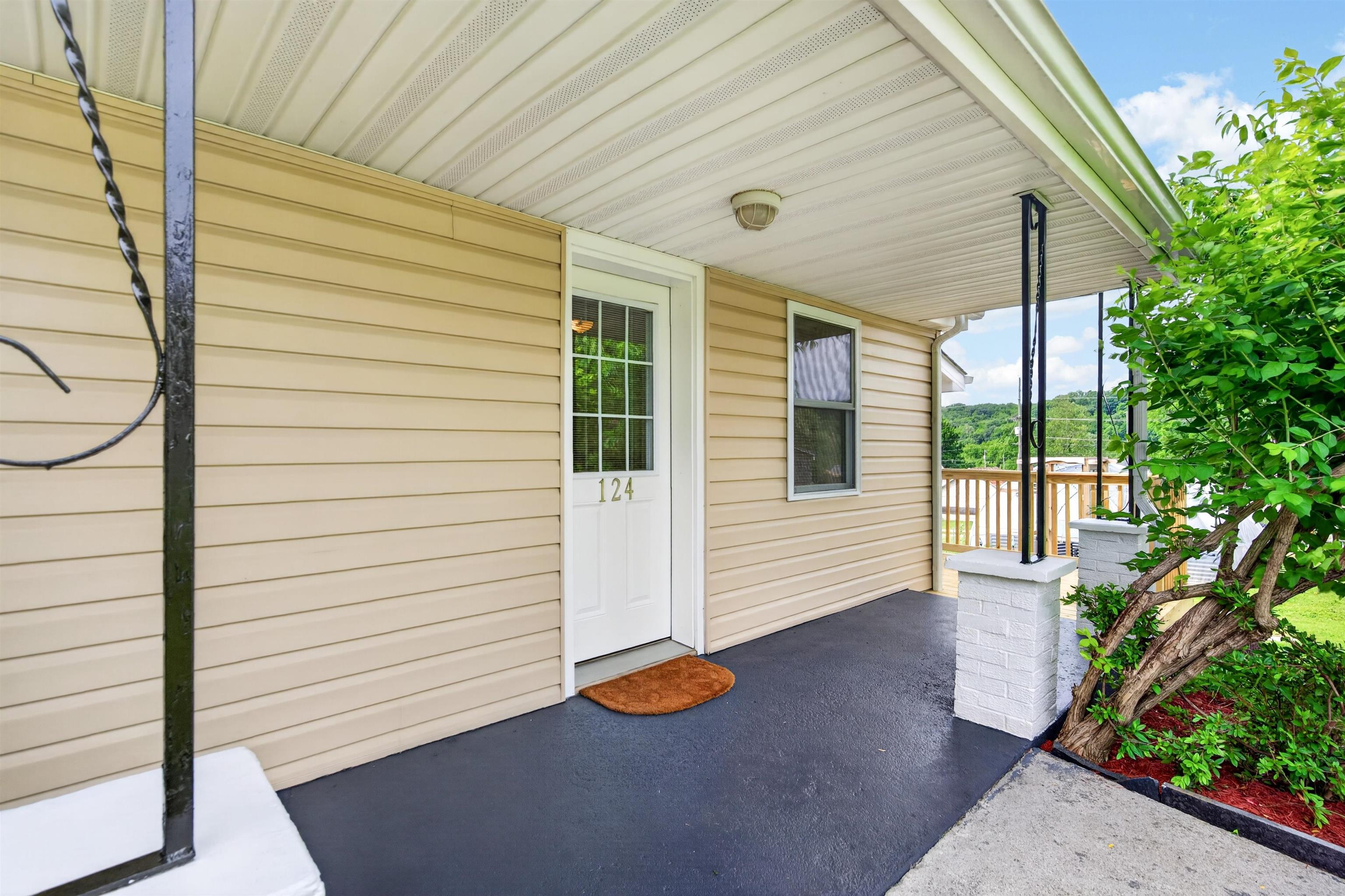 124 Cowan Street