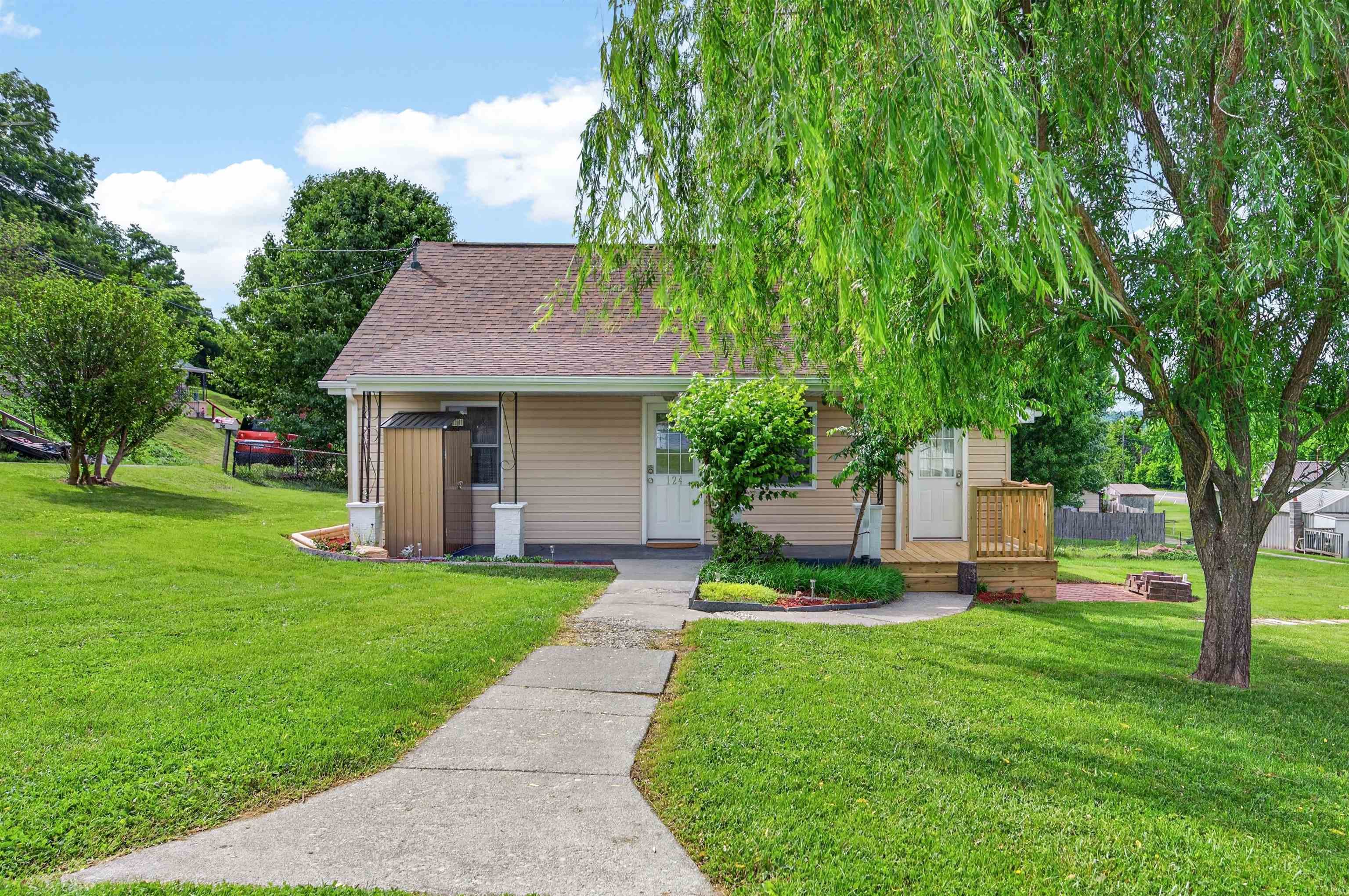 124 Cowan Street