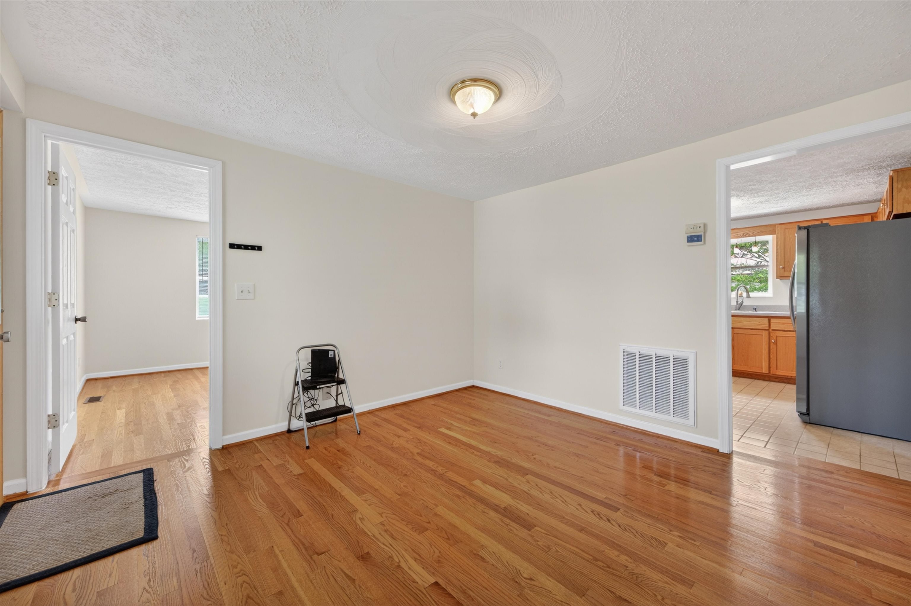 124 Cowan Street
