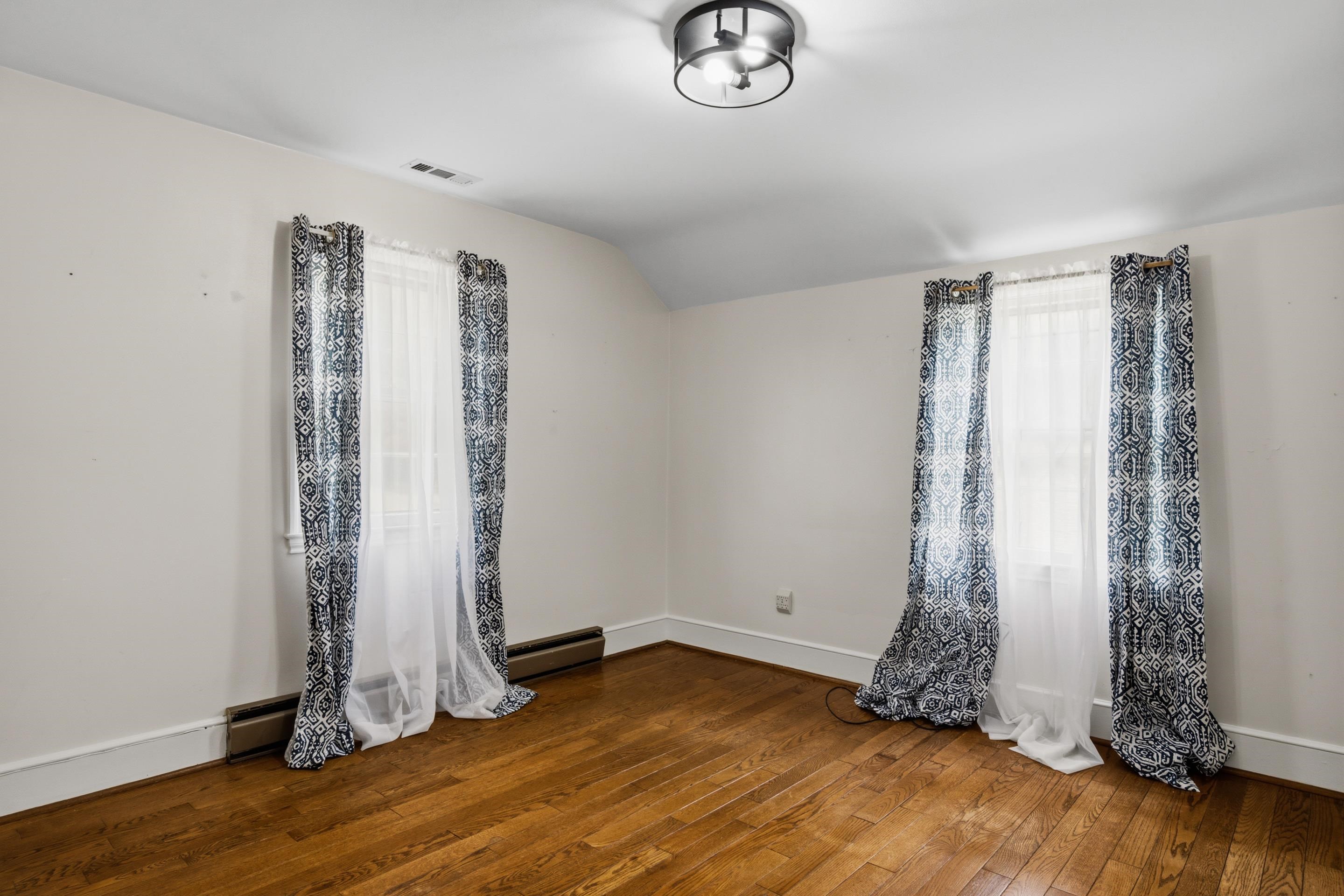 714 HIGH Street