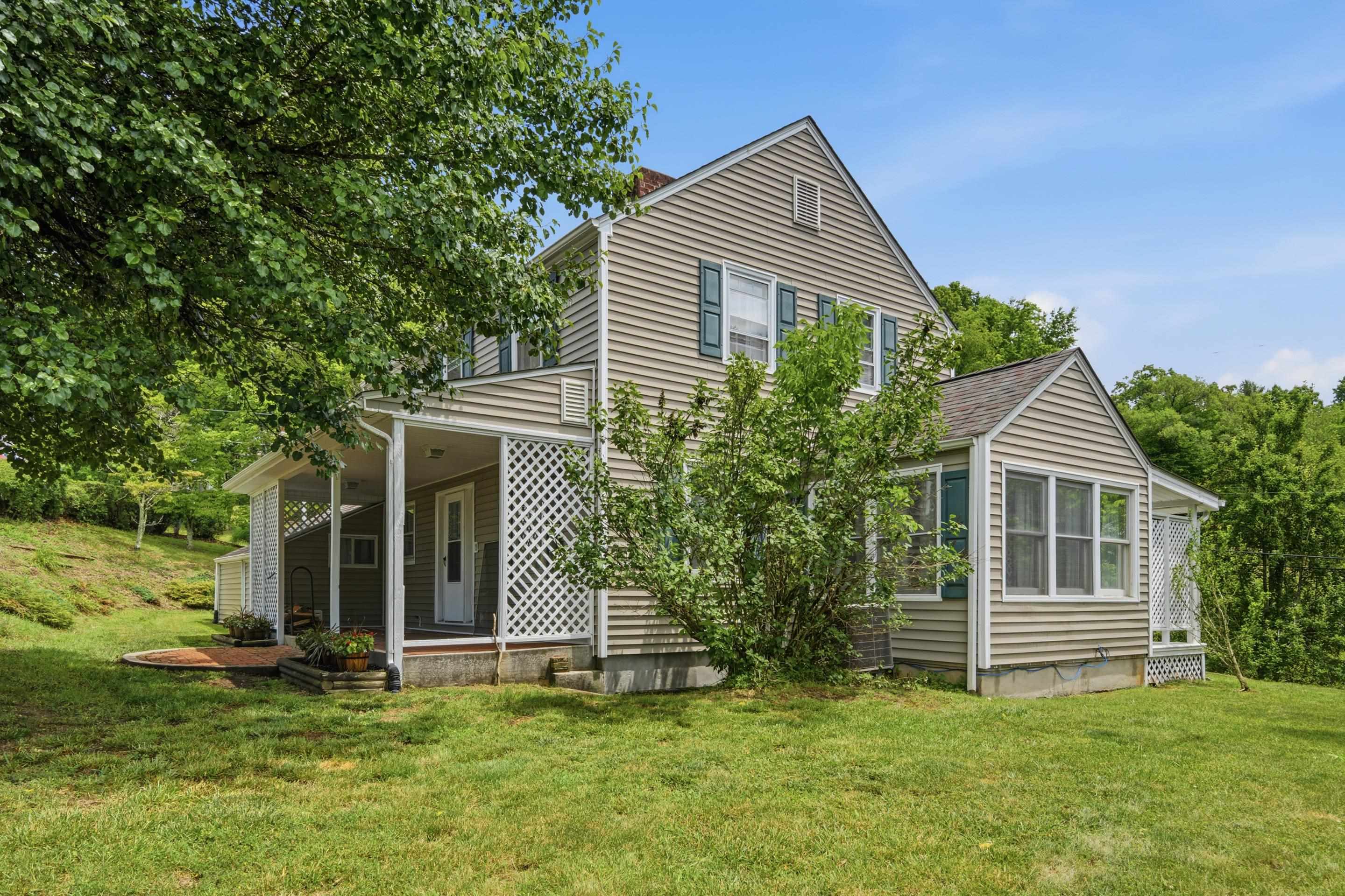714 HIGH Street