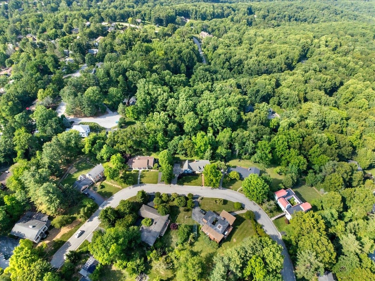 609 Landsdowne Drive