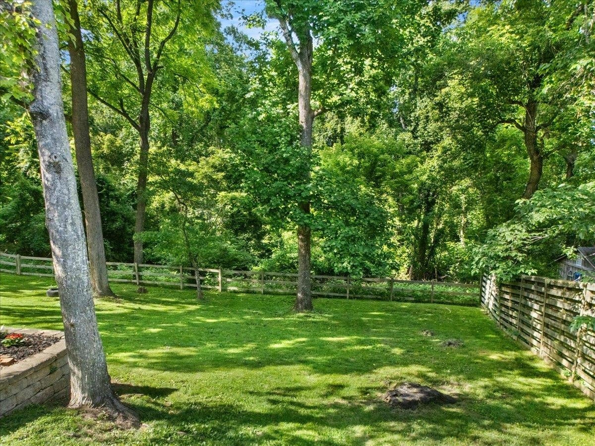 609 Landsdowne Drive