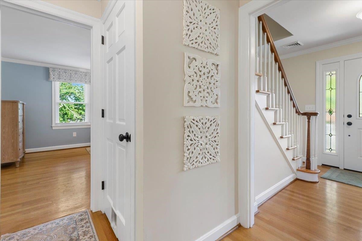609 Landsdowne Drive
