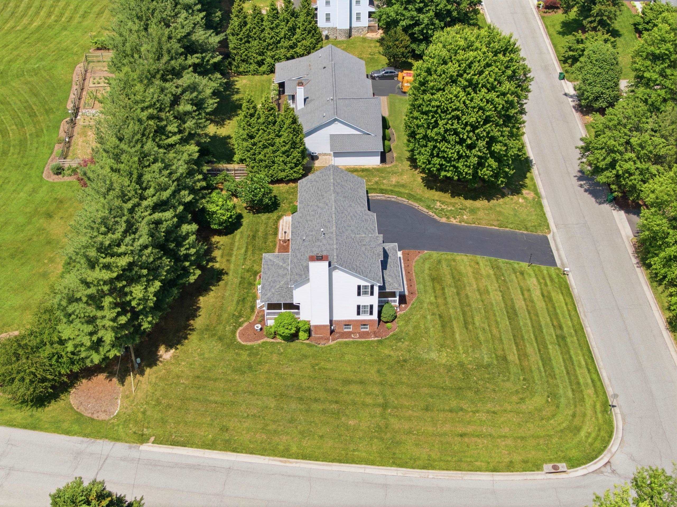 55 Sapphire Avenue