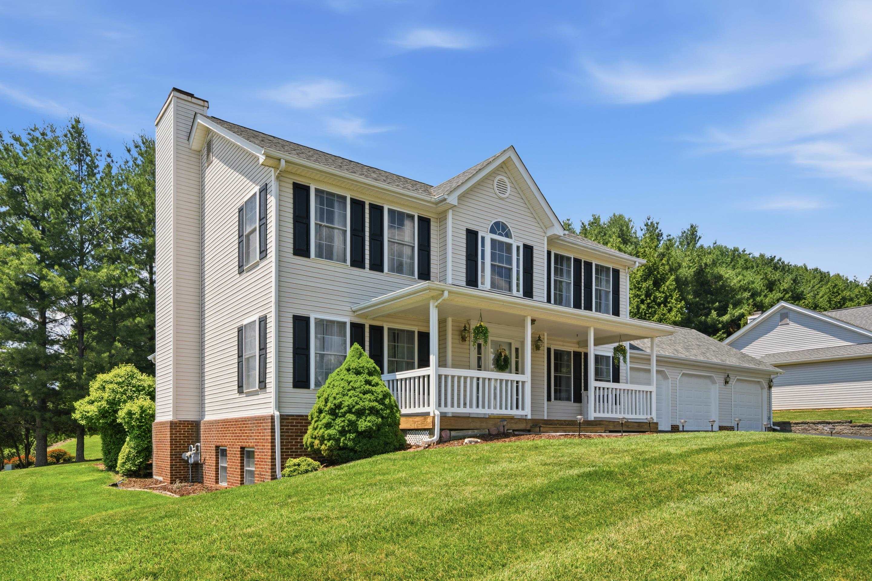 55 Sapphire Avenue