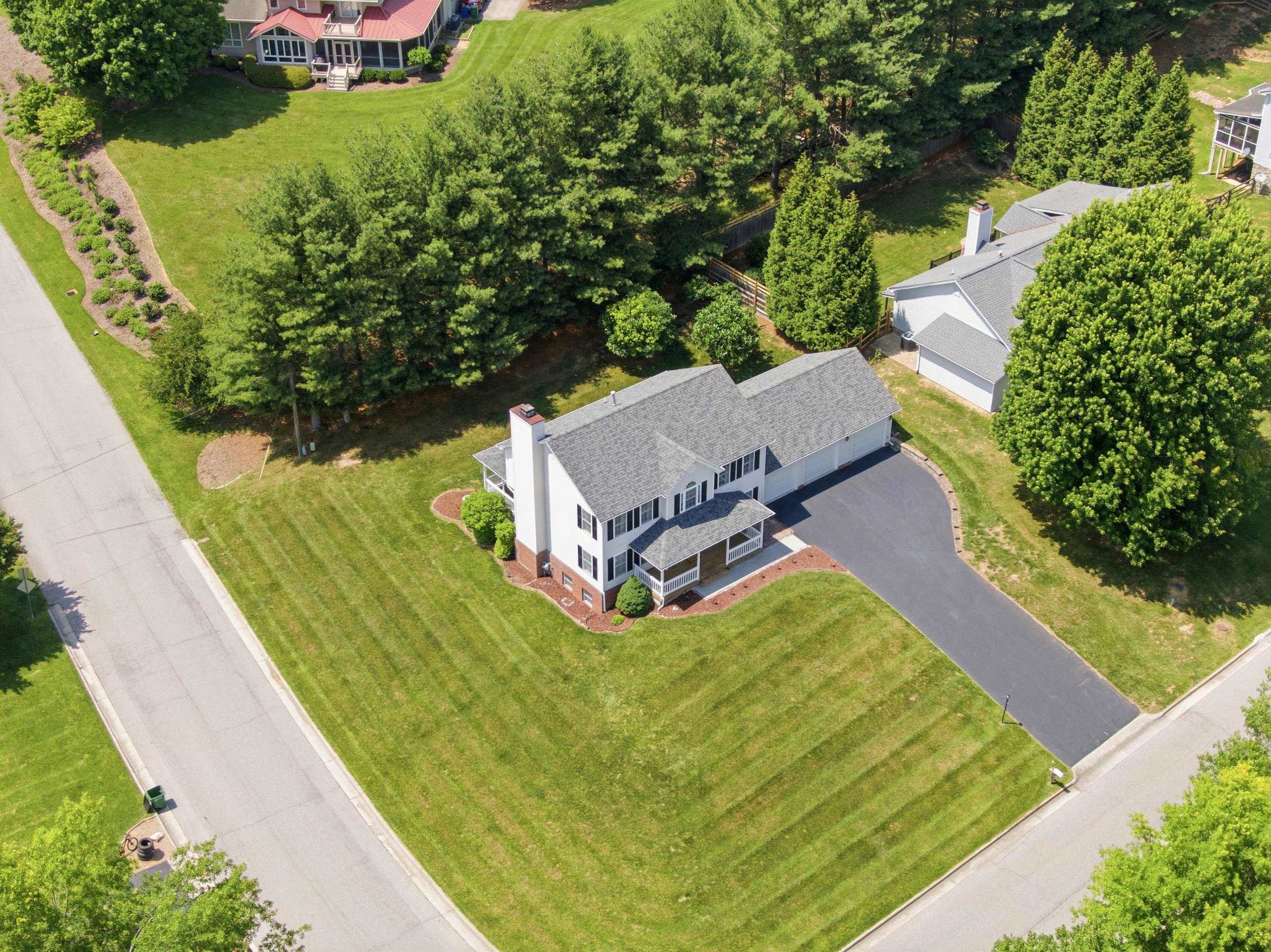 55 Sapphire Avenue