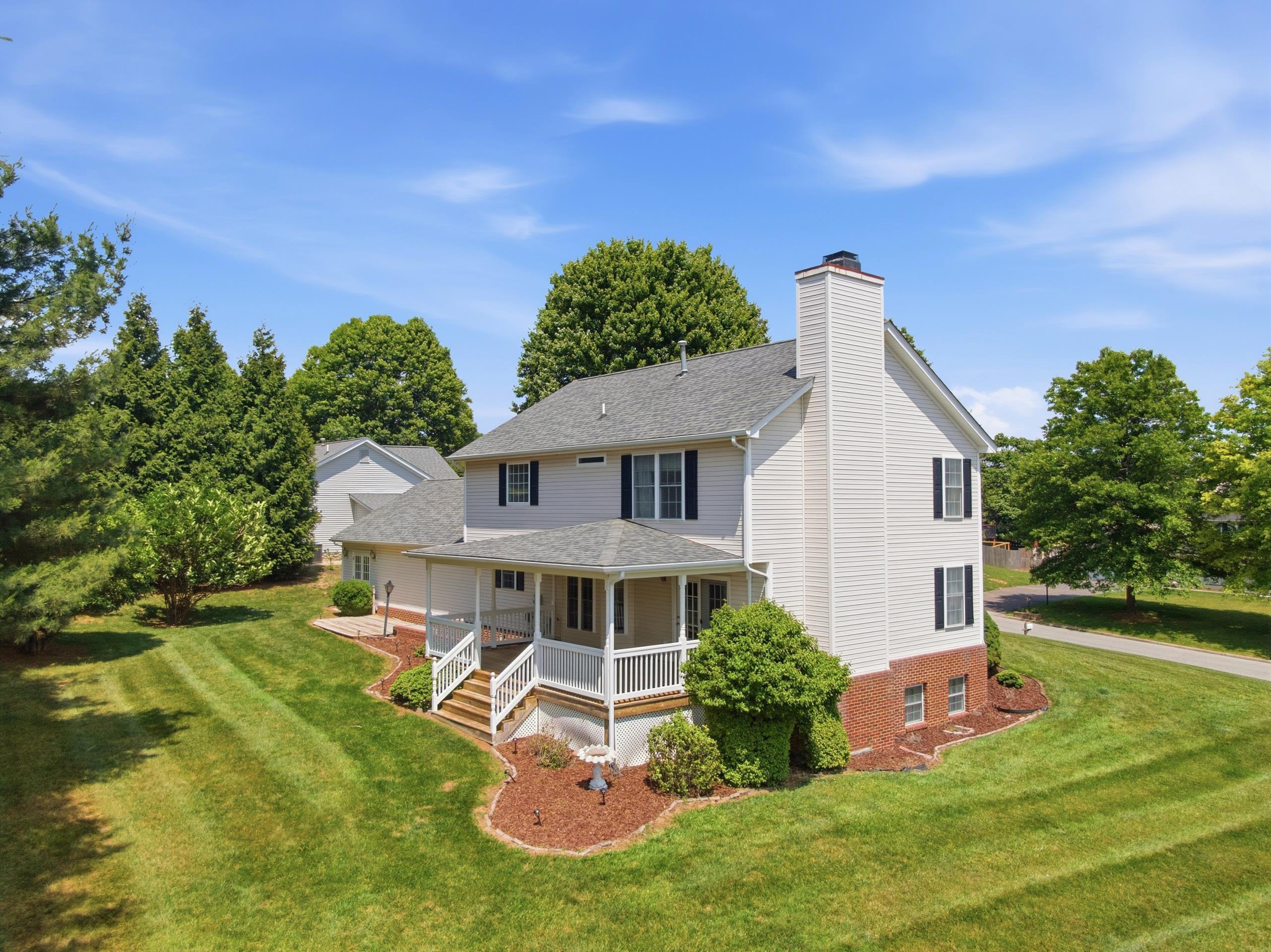 55 Sapphire Avenue