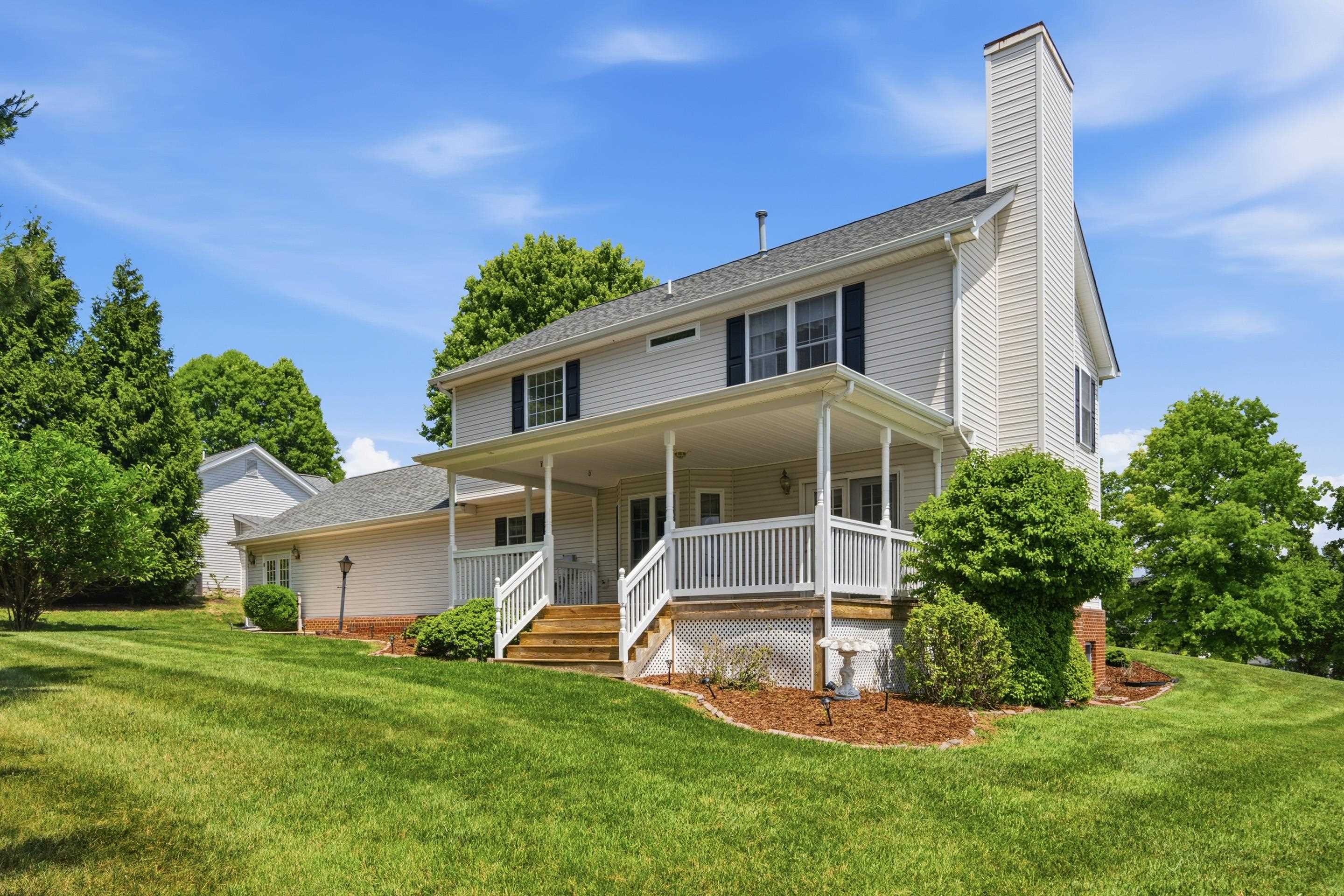 55 Sapphire Avenue