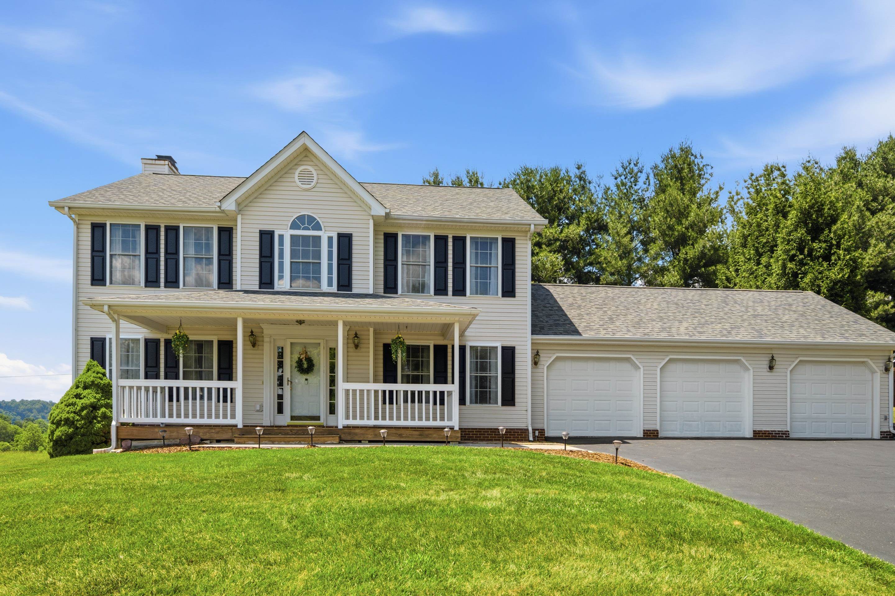 55 Sapphire Avenue