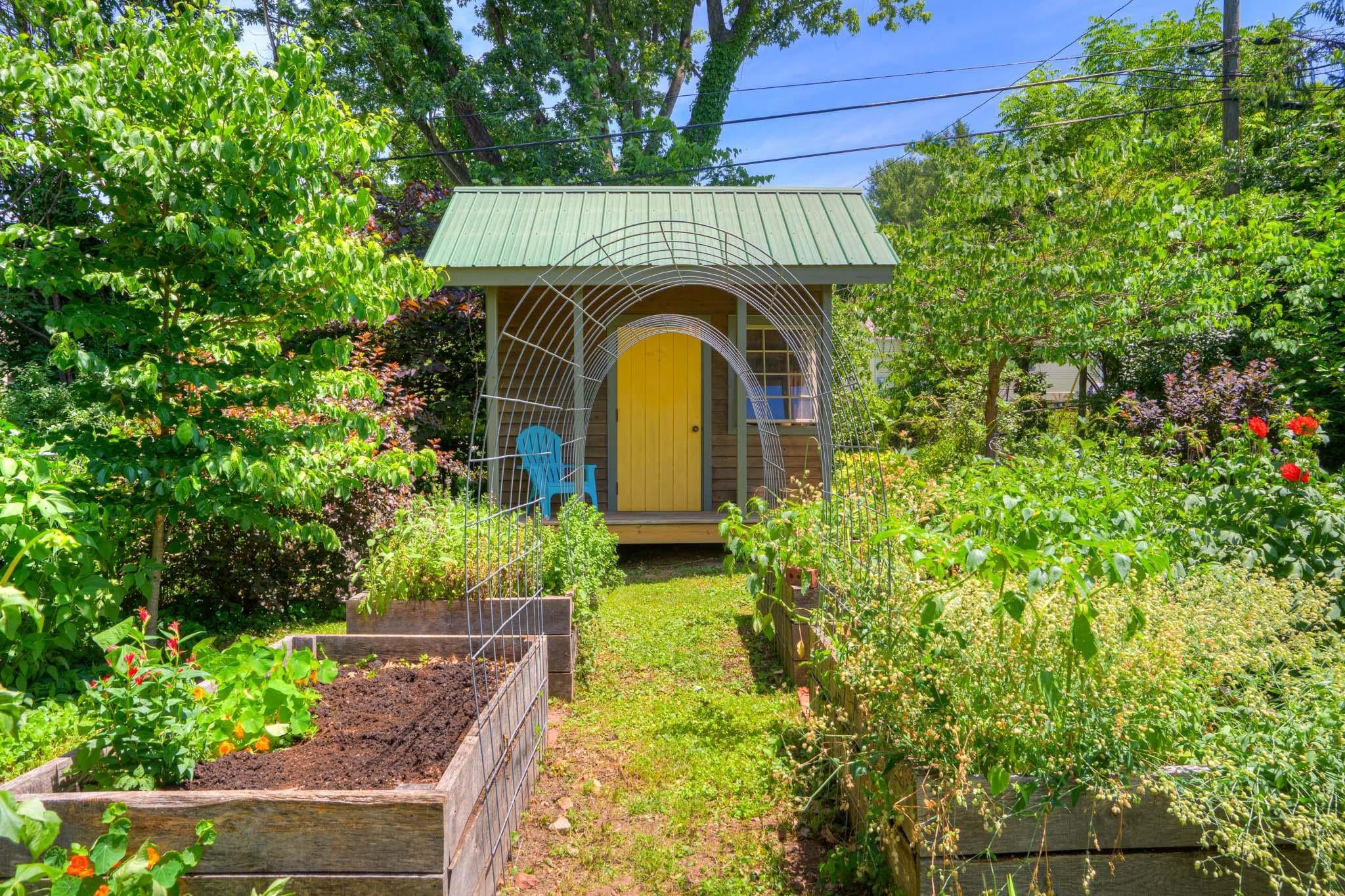 1113 Palmer Drive