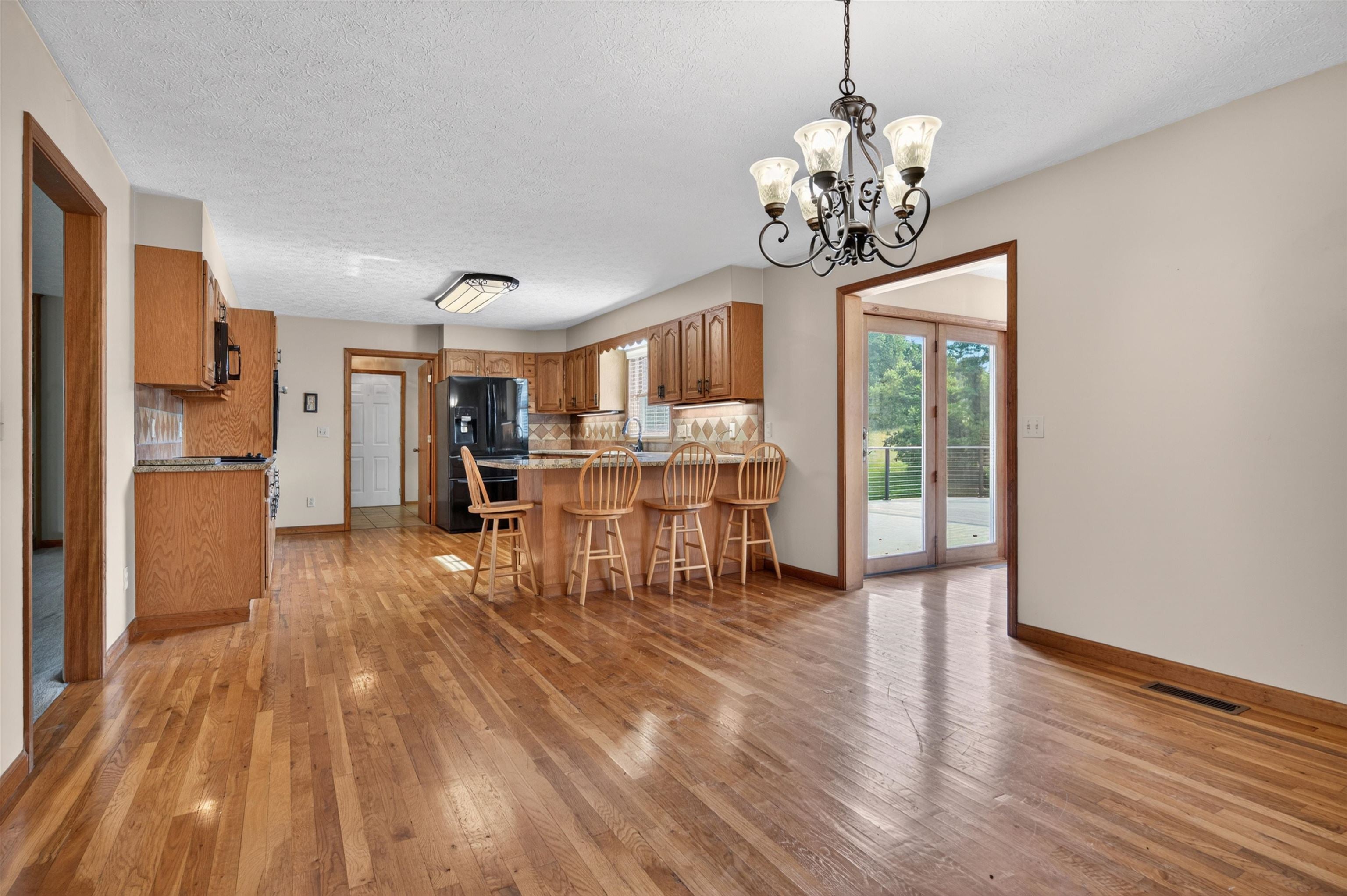 1210 VALLEY VIEW Drive