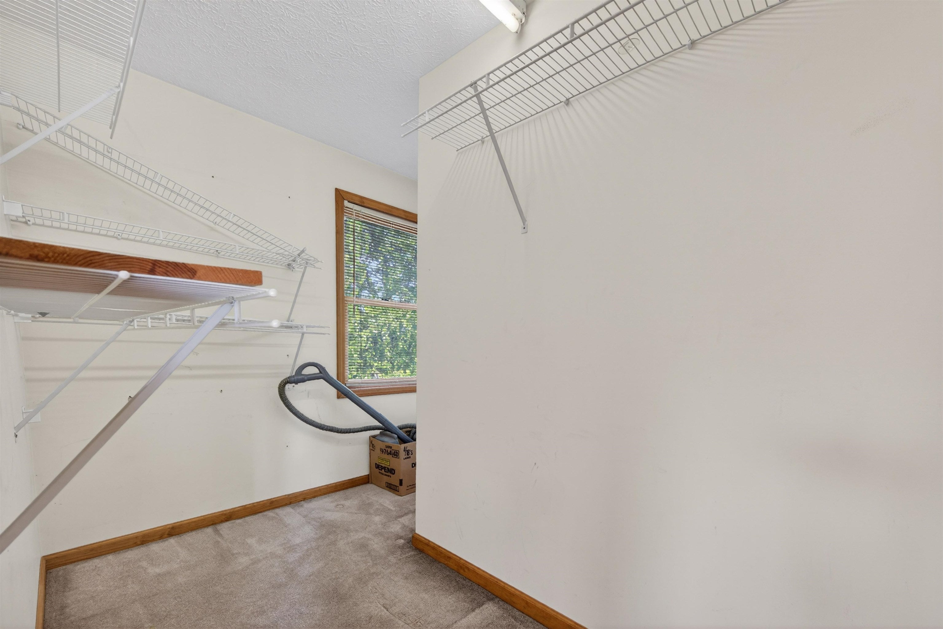 1210 VALLEY VIEW Drive