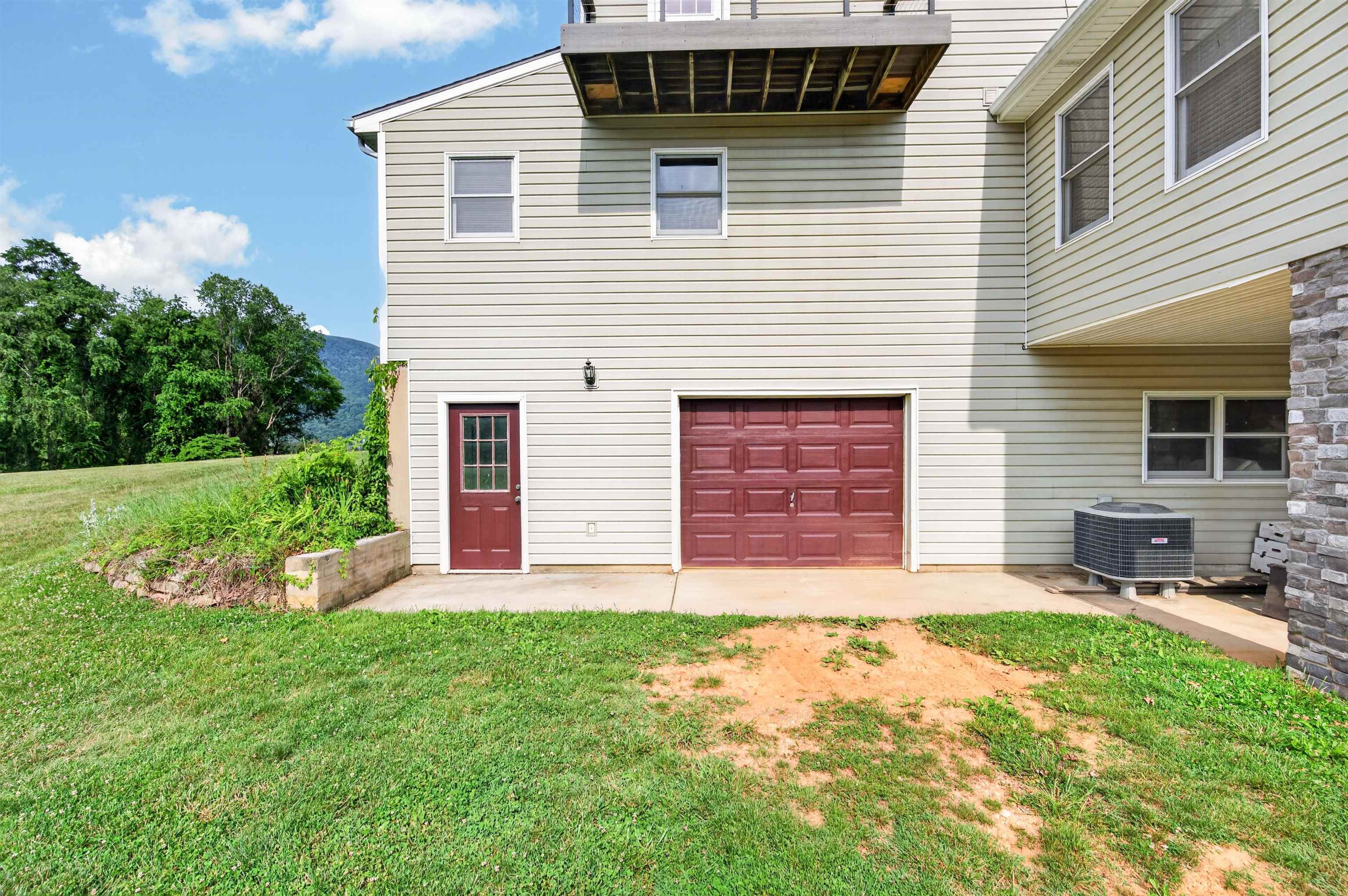 1210 VALLEY VIEW Drive