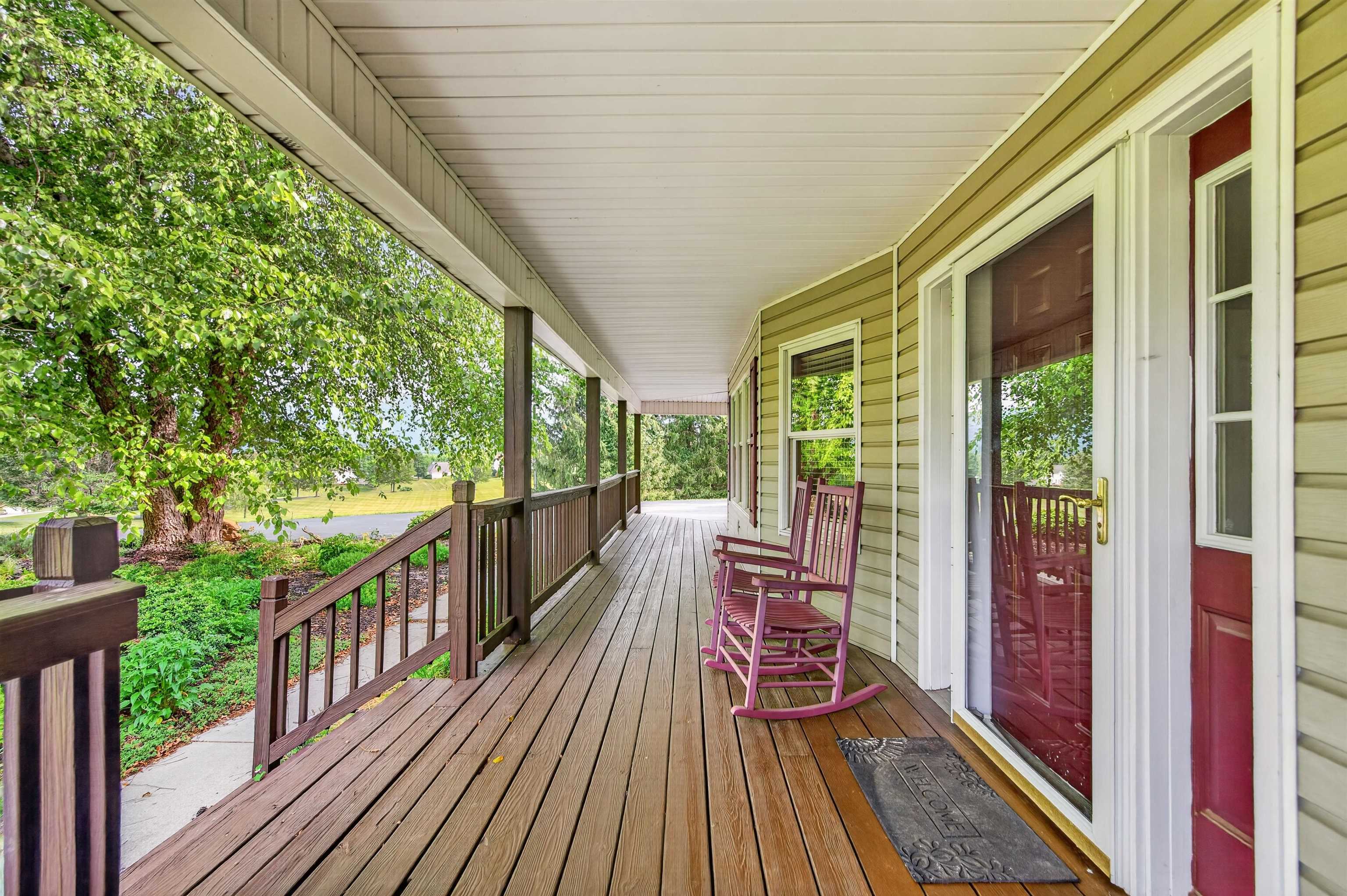 1210 VALLEY VIEW Drive