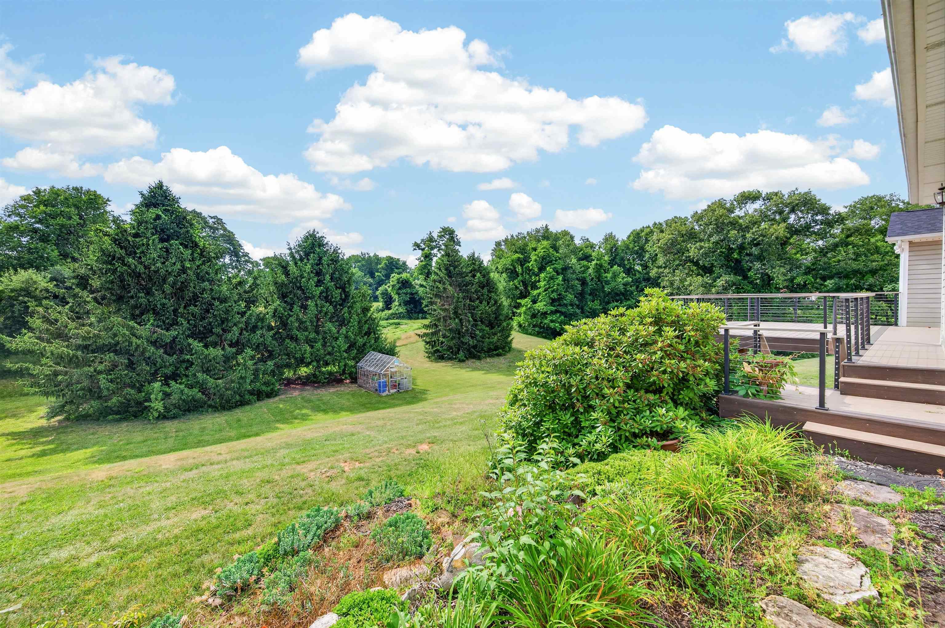 1210 VALLEY VIEW Drive