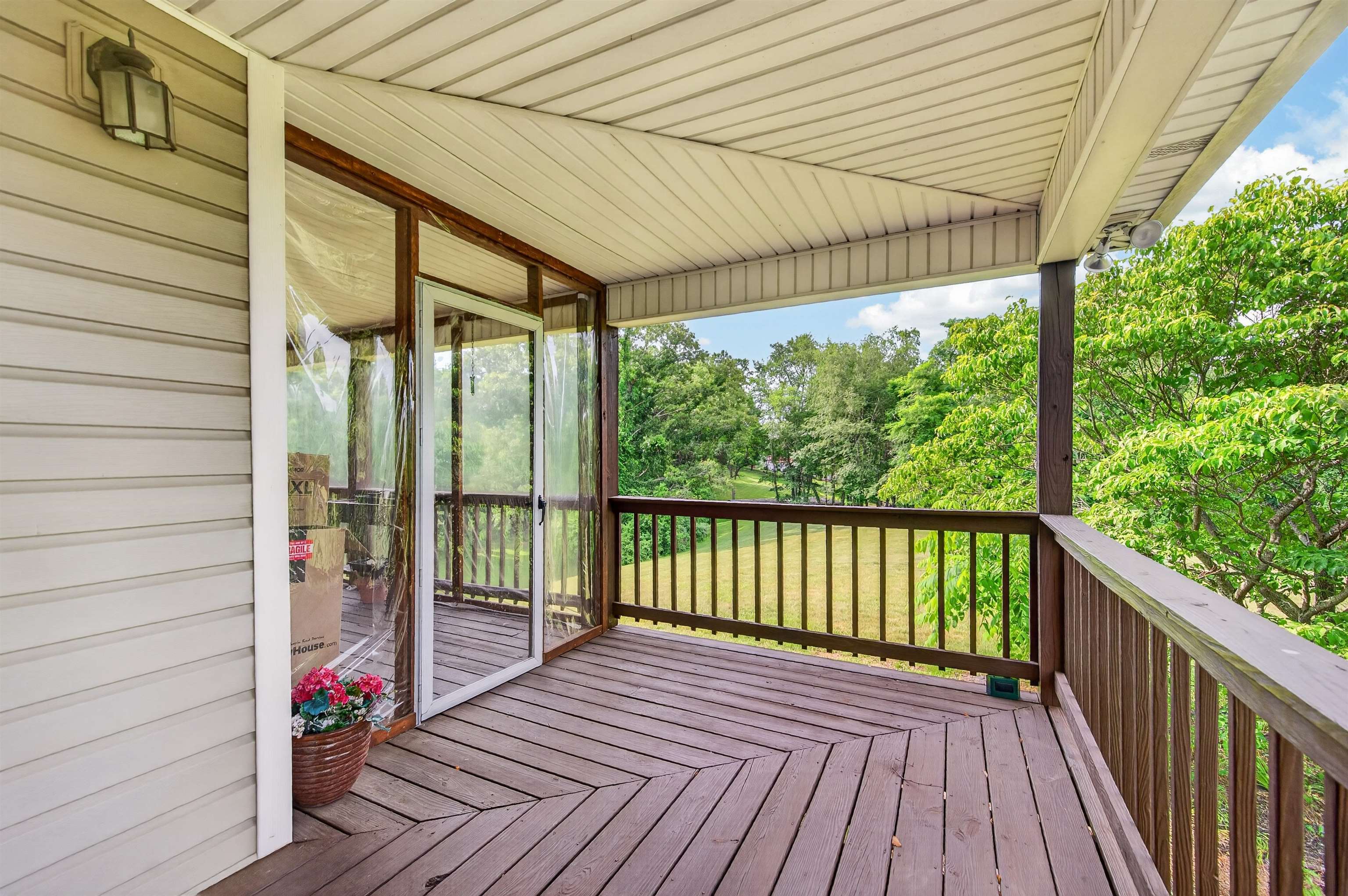 1210 VALLEY VIEW Drive