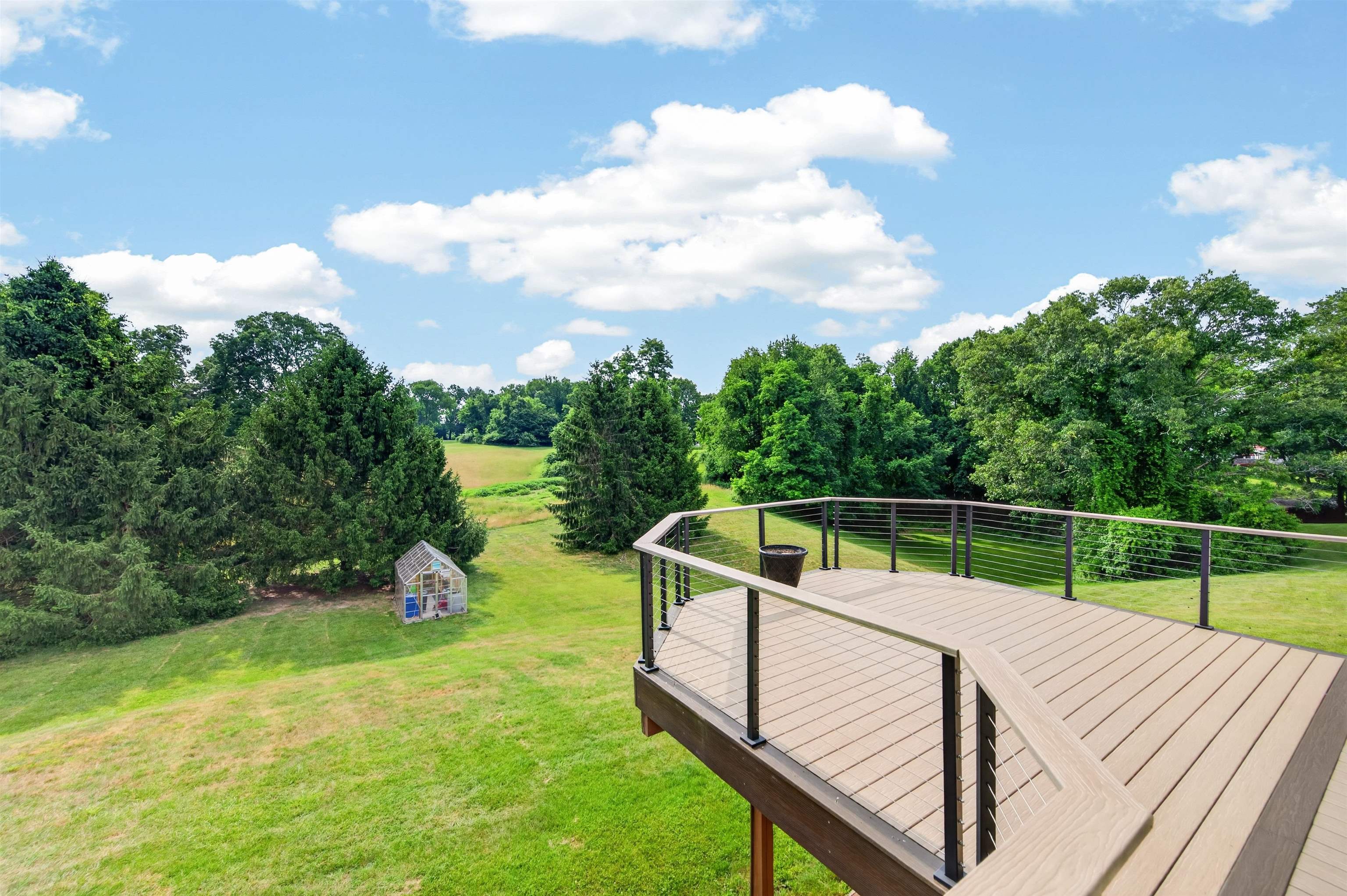 1210 VALLEY VIEW Drive