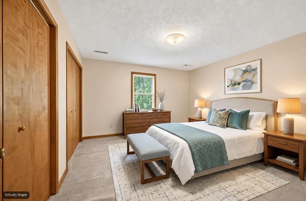 1210 VALLEY VIEW Drive