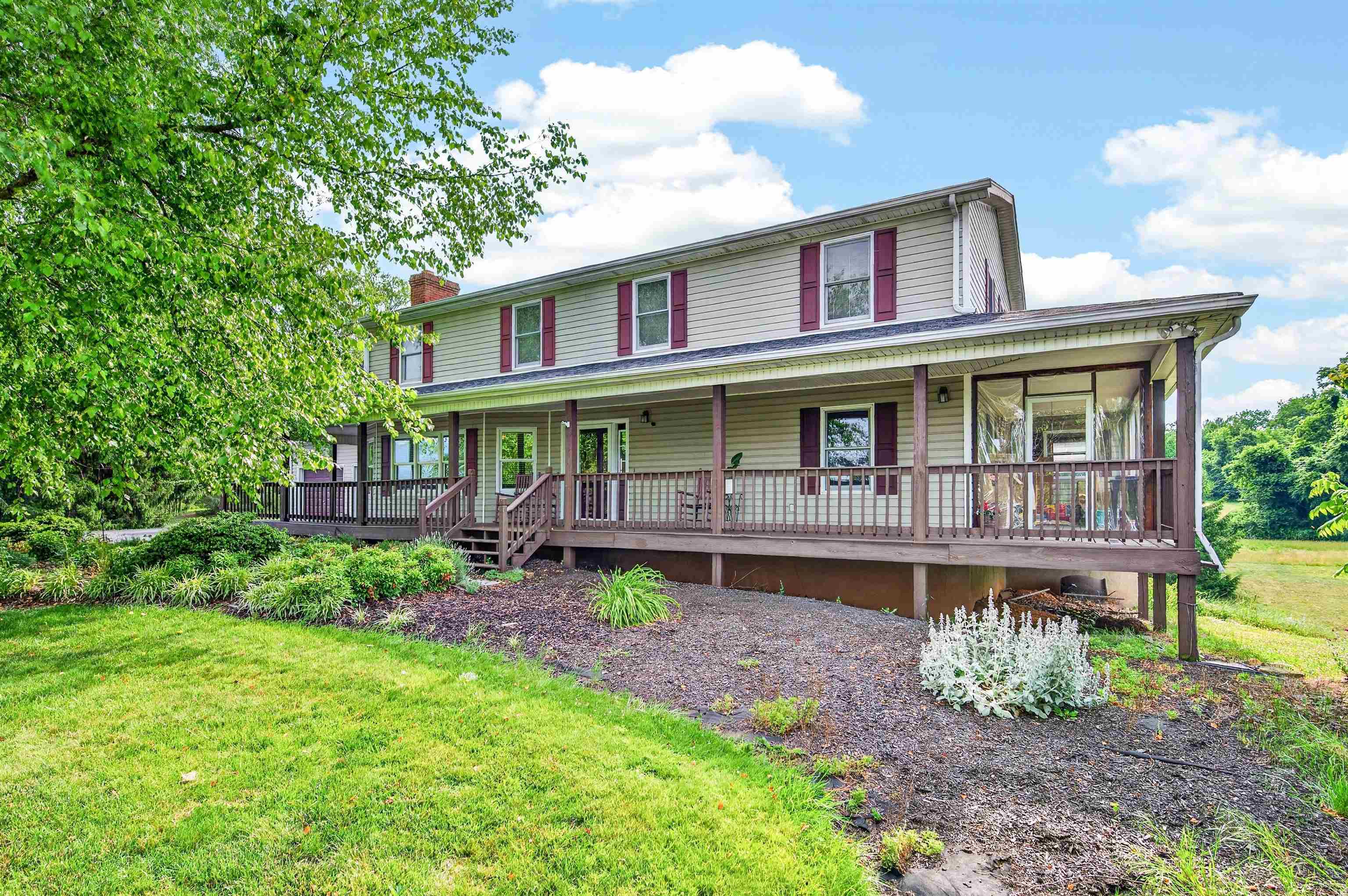 1210 VALLEY VIEW Drive