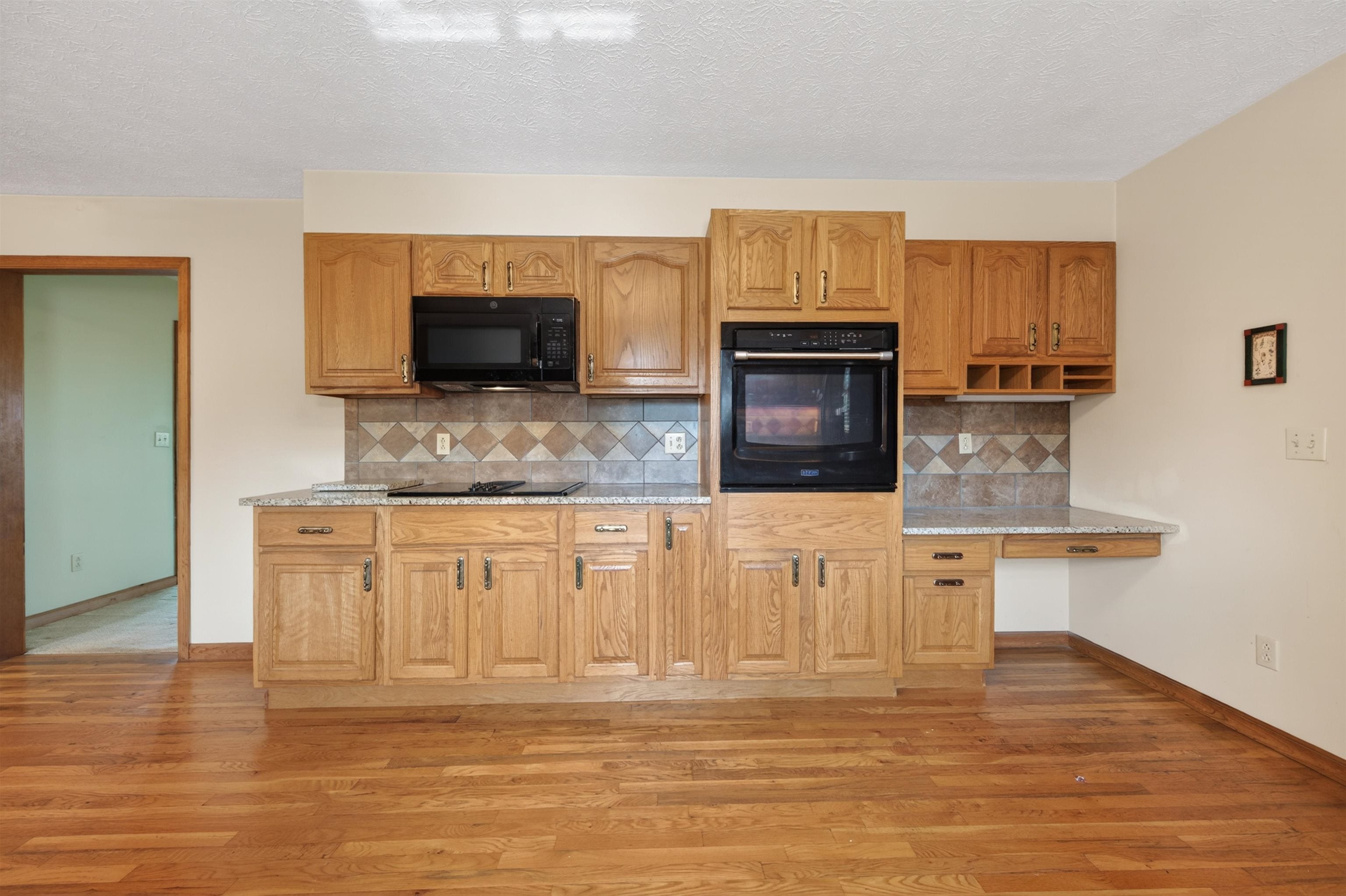 1210 VALLEY VIEW Drive