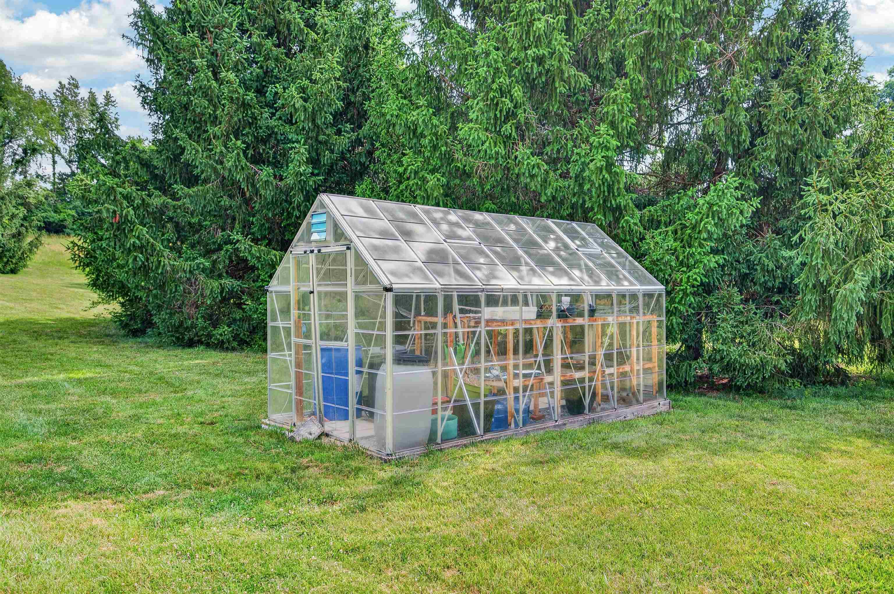1210 VALLEY VIEW Drive