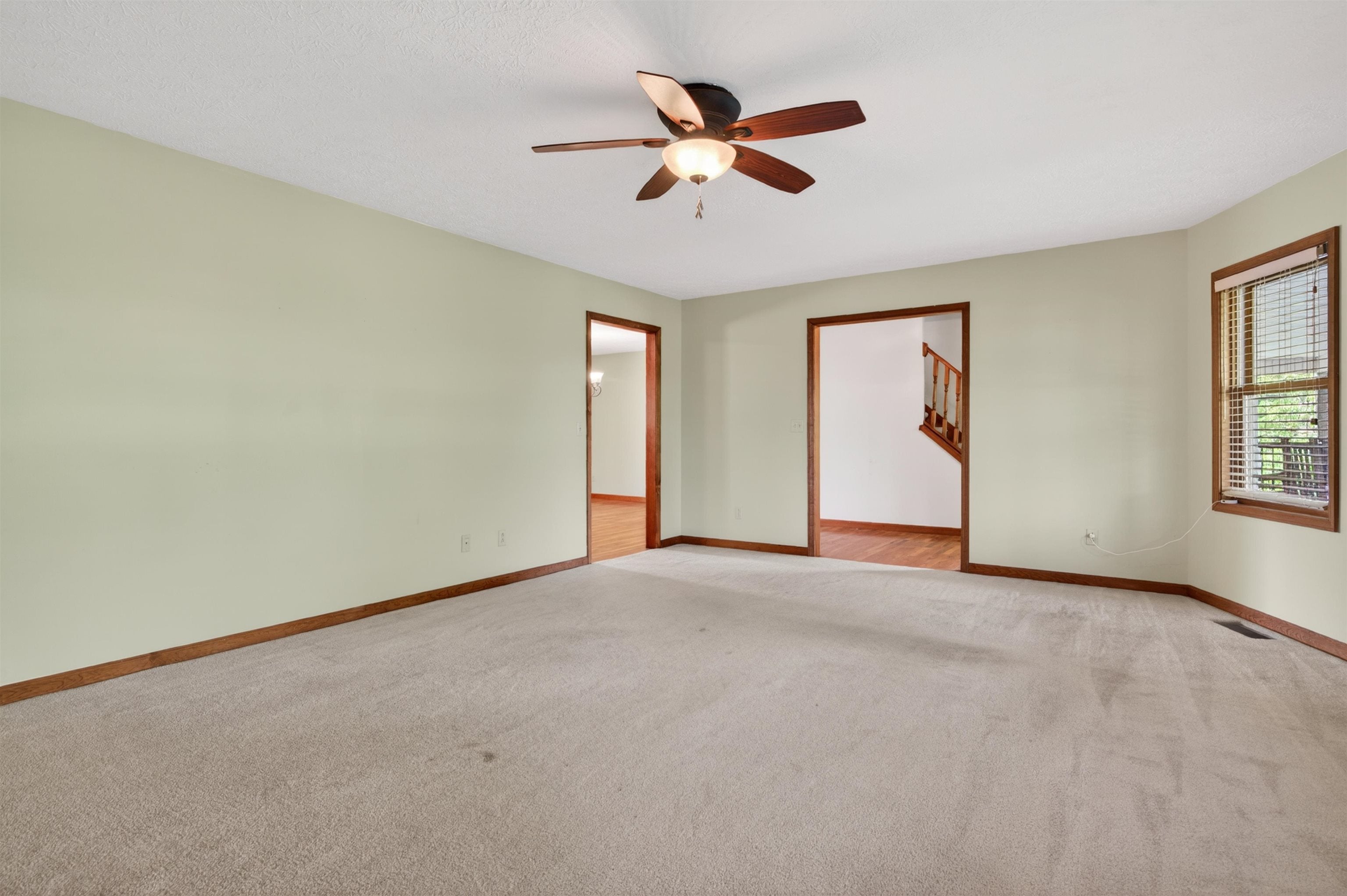 1210 VALLEY VIEW Drive