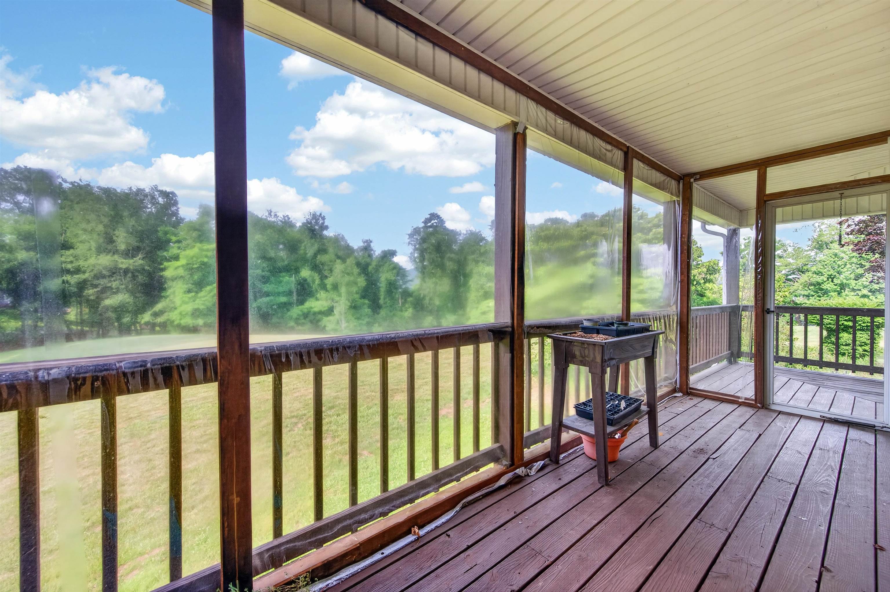 1210 VALLEY VIEW Drive