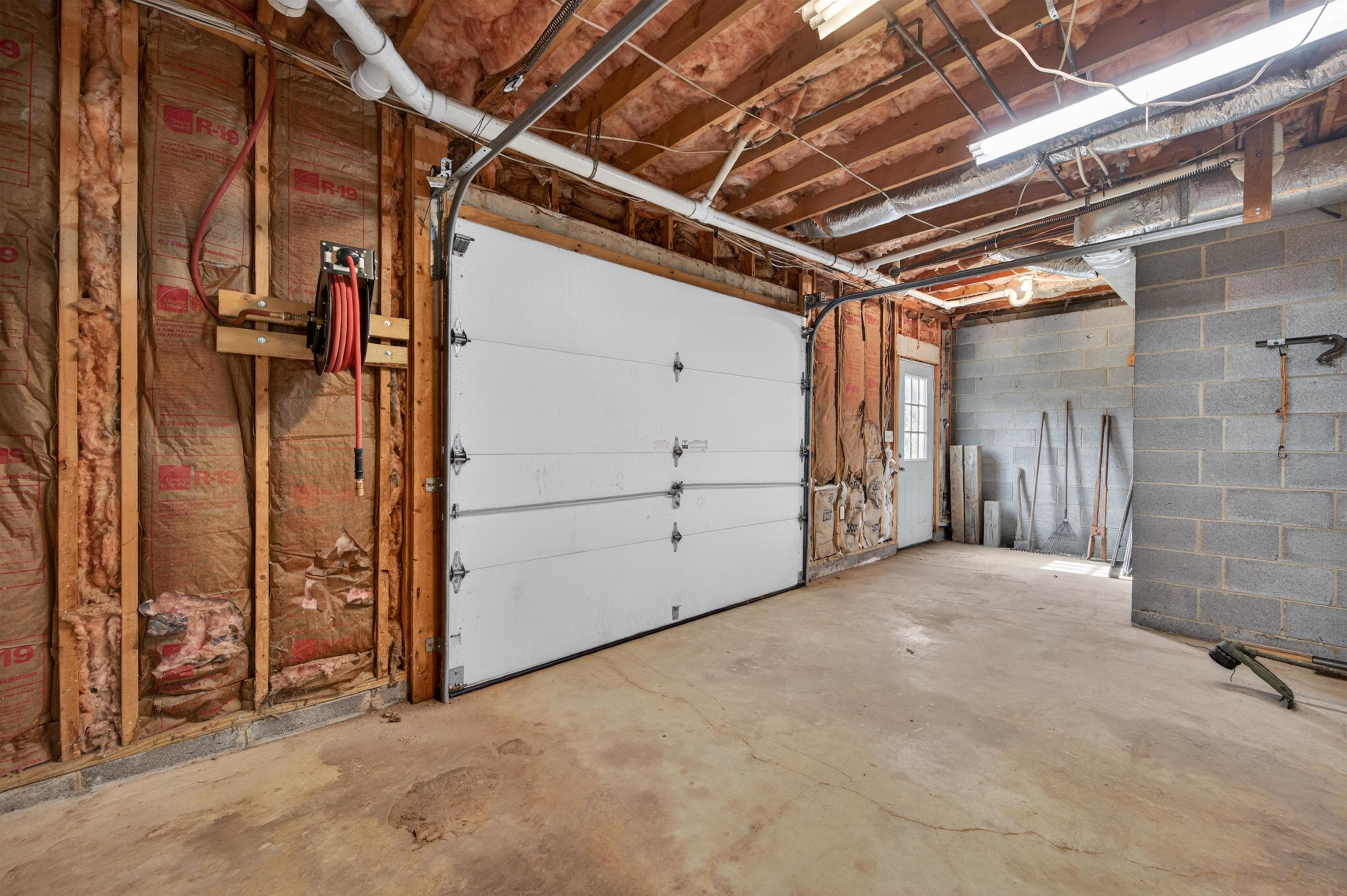 1210 VALLEY VIEW Drive