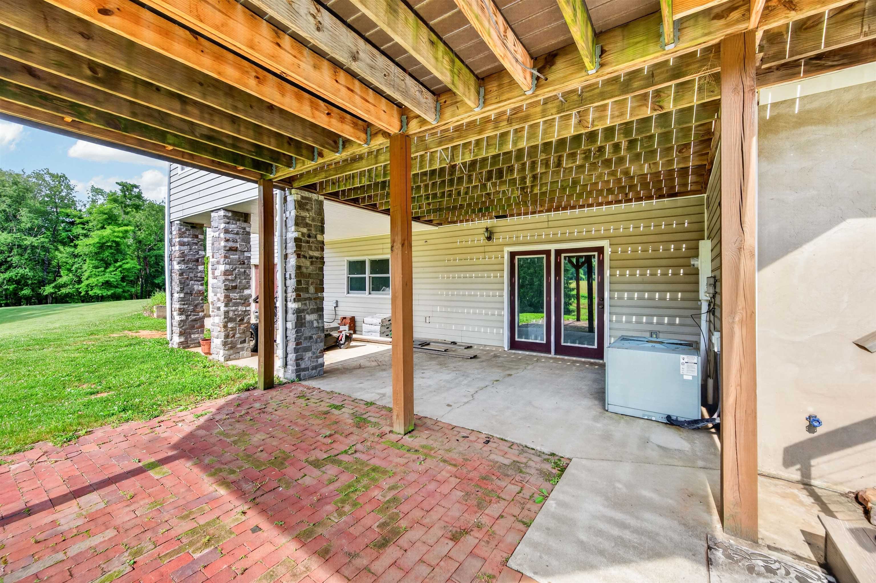 1210 VALLEY VIEW Drive